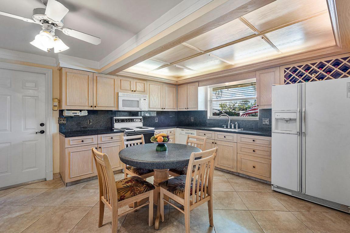 COUNTRY CLUB ADD TO VILLAGE OF NORTH PALM BEACH - Residential