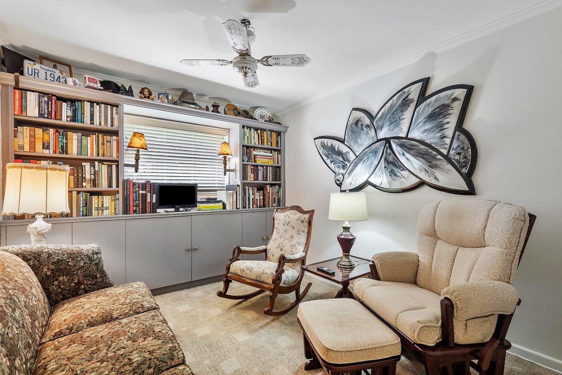 COUNTRY CLUB ADD TO VILLAGE OF NORTH PALM BEACH - Residential