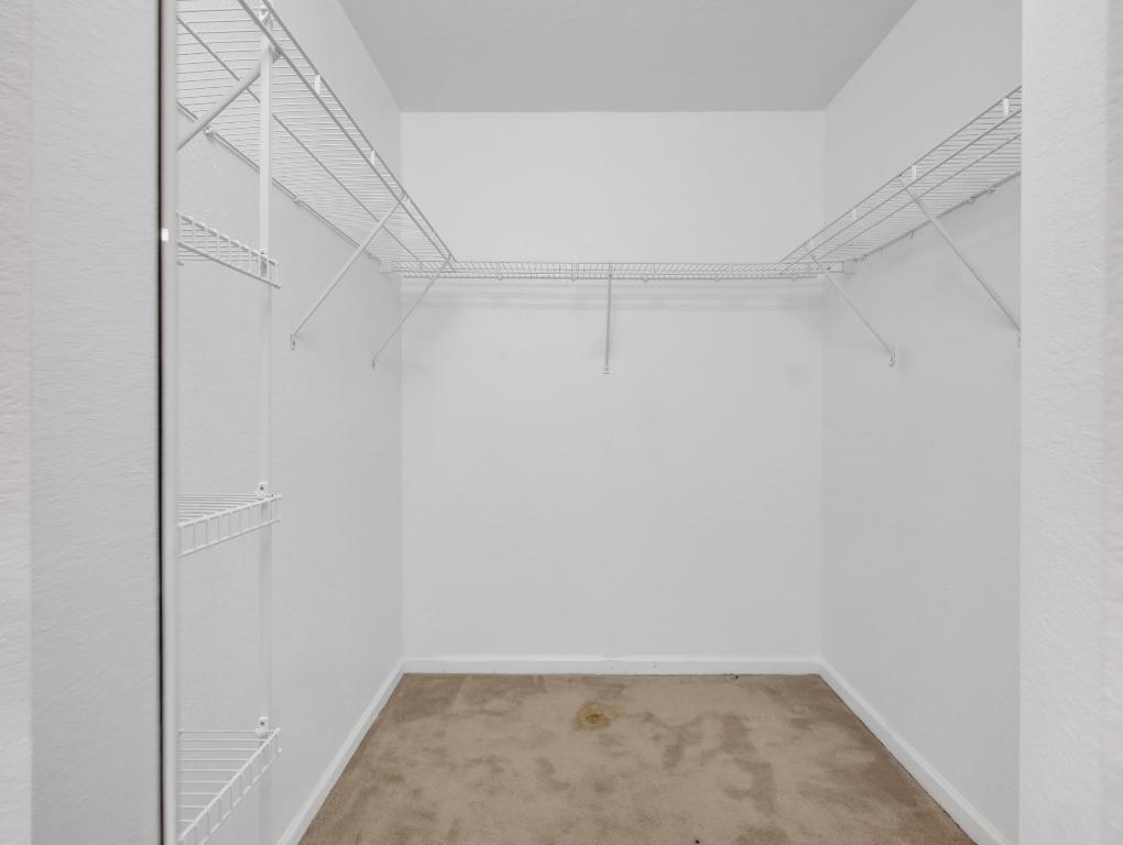 RENAISSANCE SEC 4 2 - Residential Lease