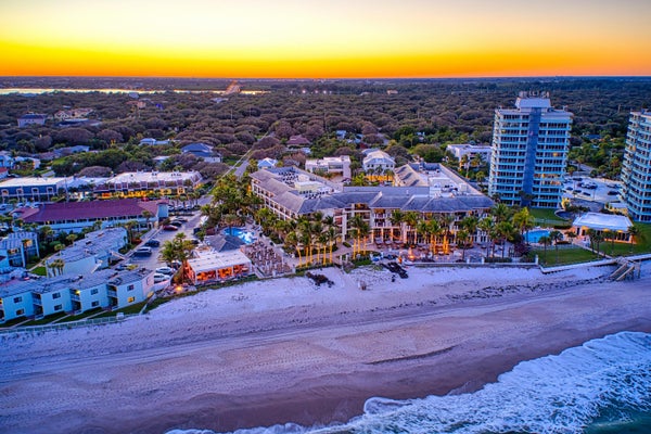 3500 OCEAN DR APT 321, VERO BEACH, FL 32963 - Image 3a280ba105b7c2f405f6ffd84a34fe5d/147970549