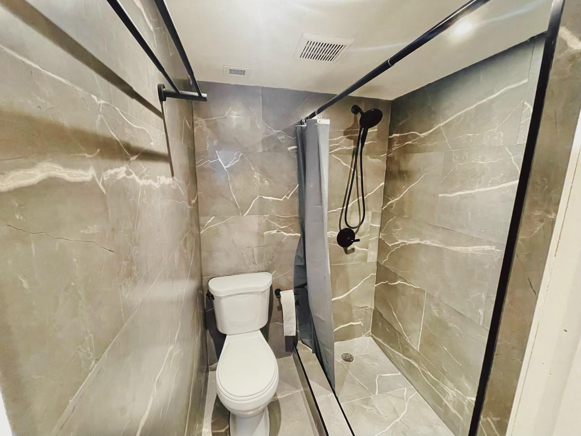 EL CASTELAY CONDO - Residential