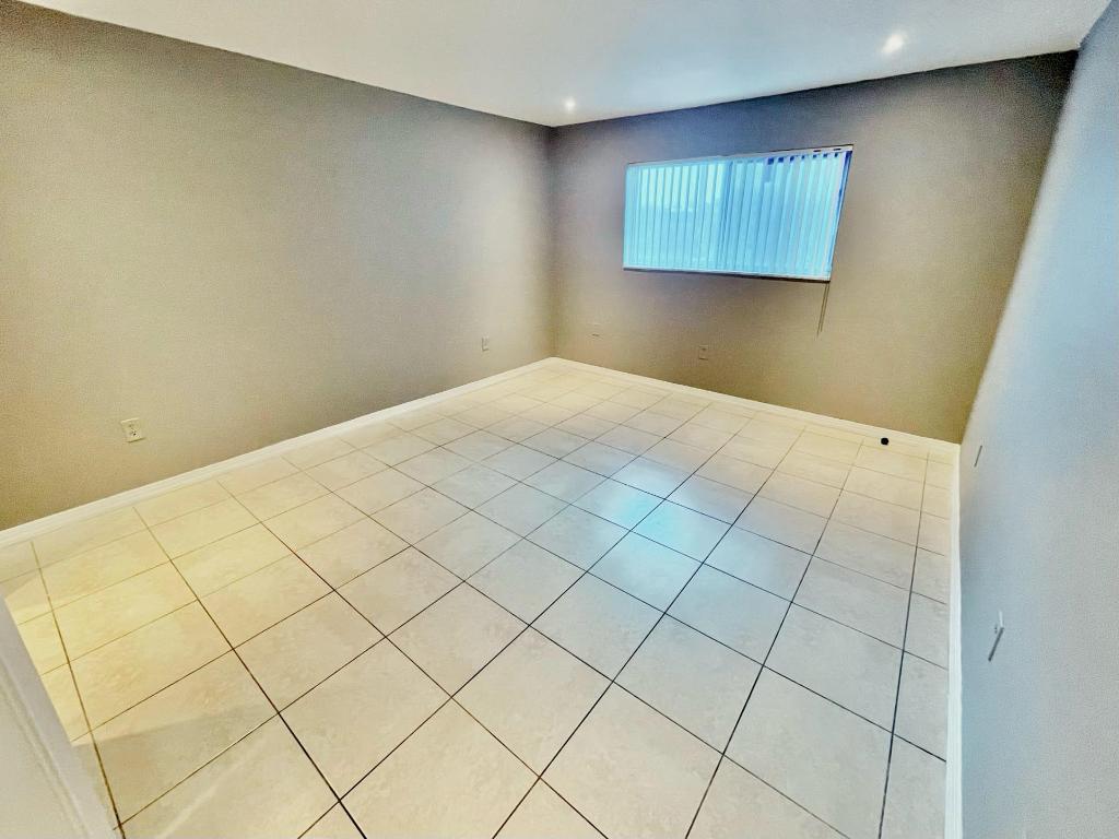 EL CASTELAY CONDO - Residential