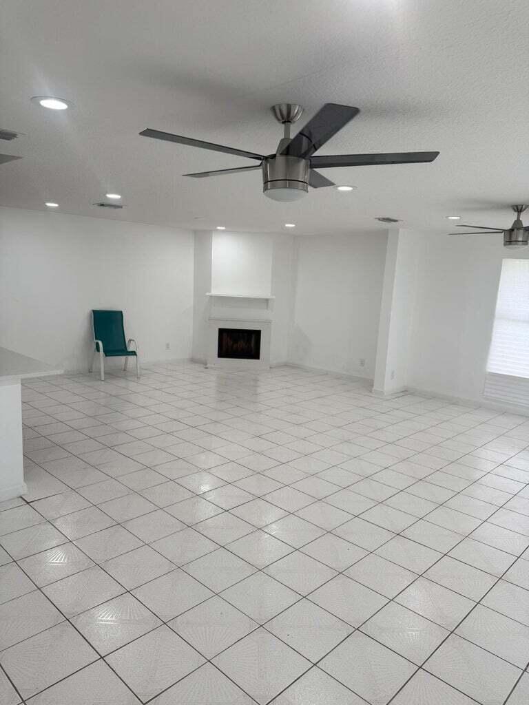 ROOSEVELT ESTATES - Residential