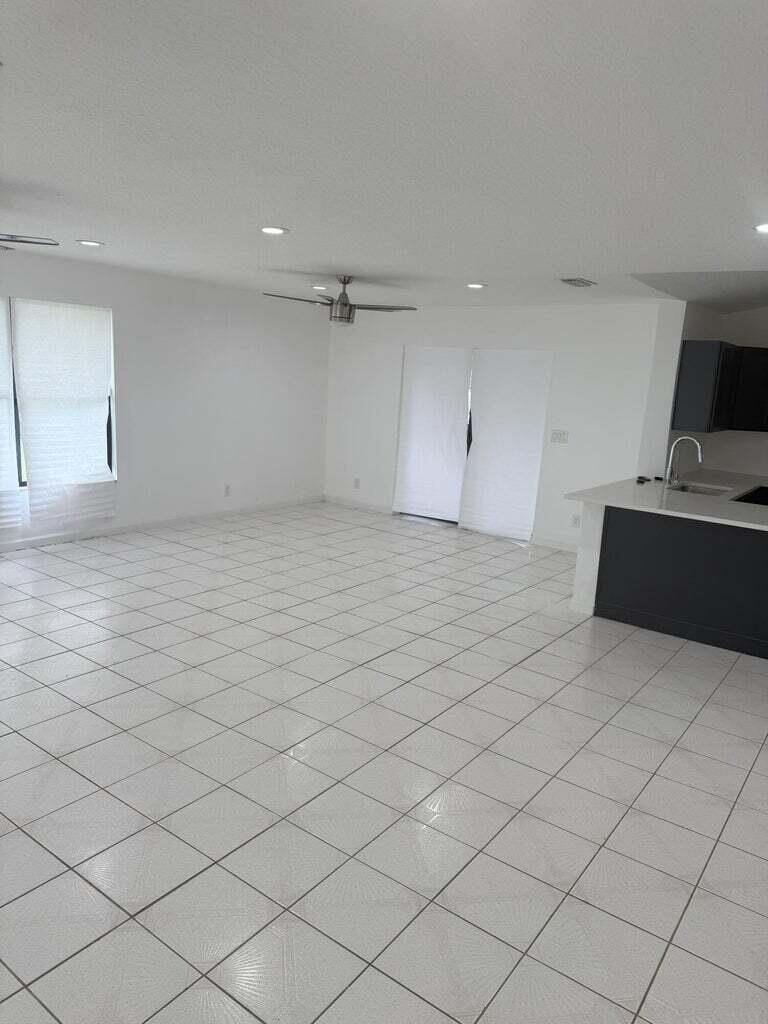 ROOSEVELT ESTATES - Residential