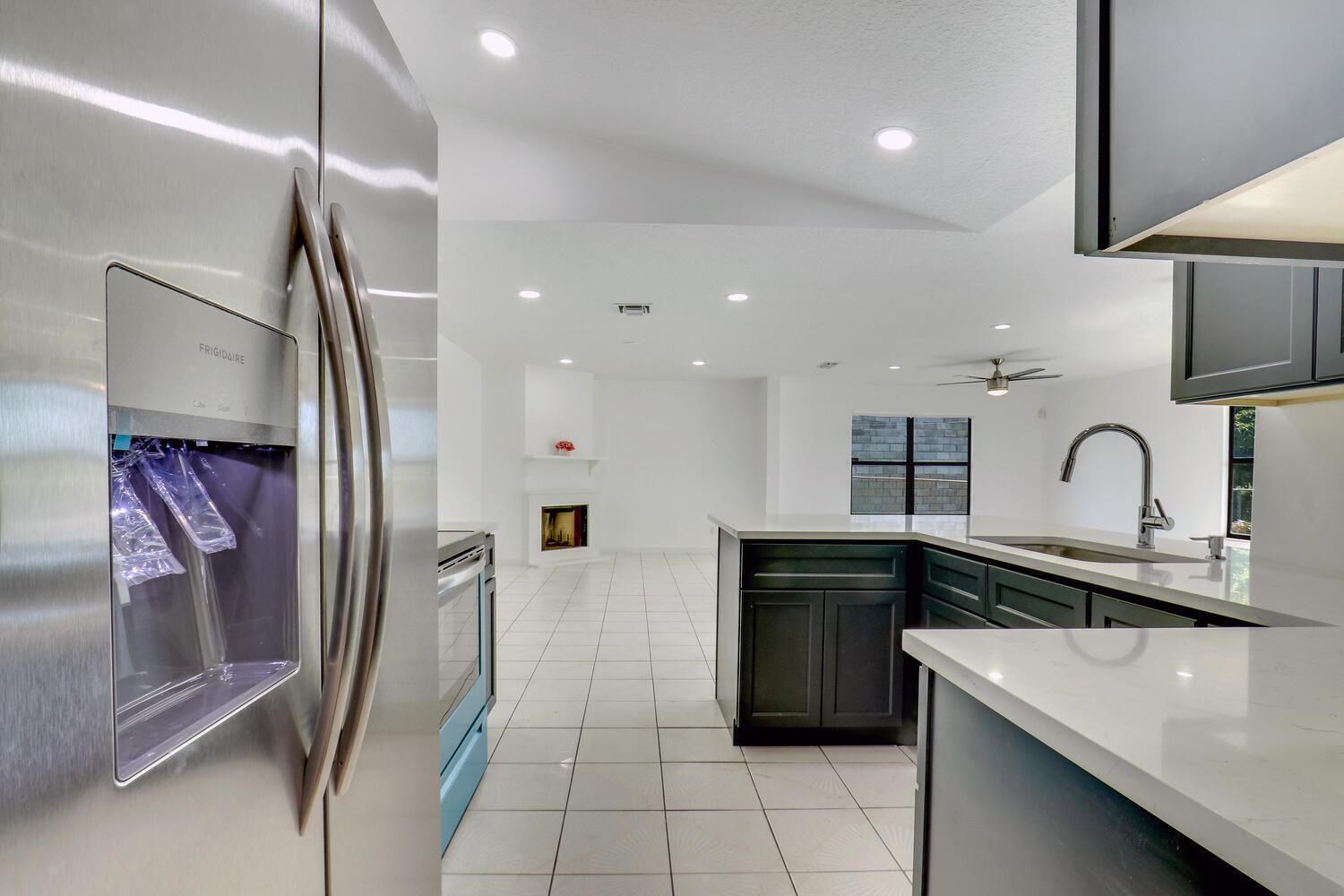 ROOSEVELT ESTATES - Residential