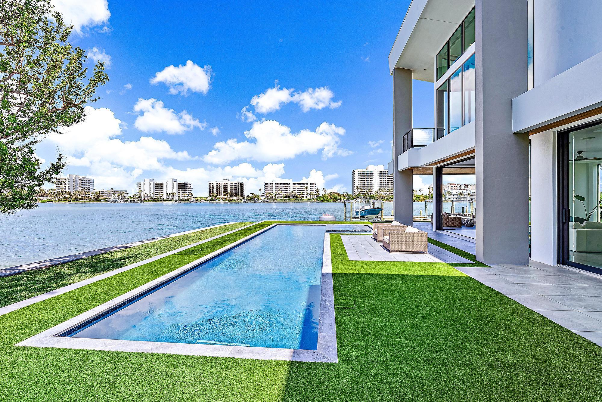 JUPITER HEIGHTS - Residential