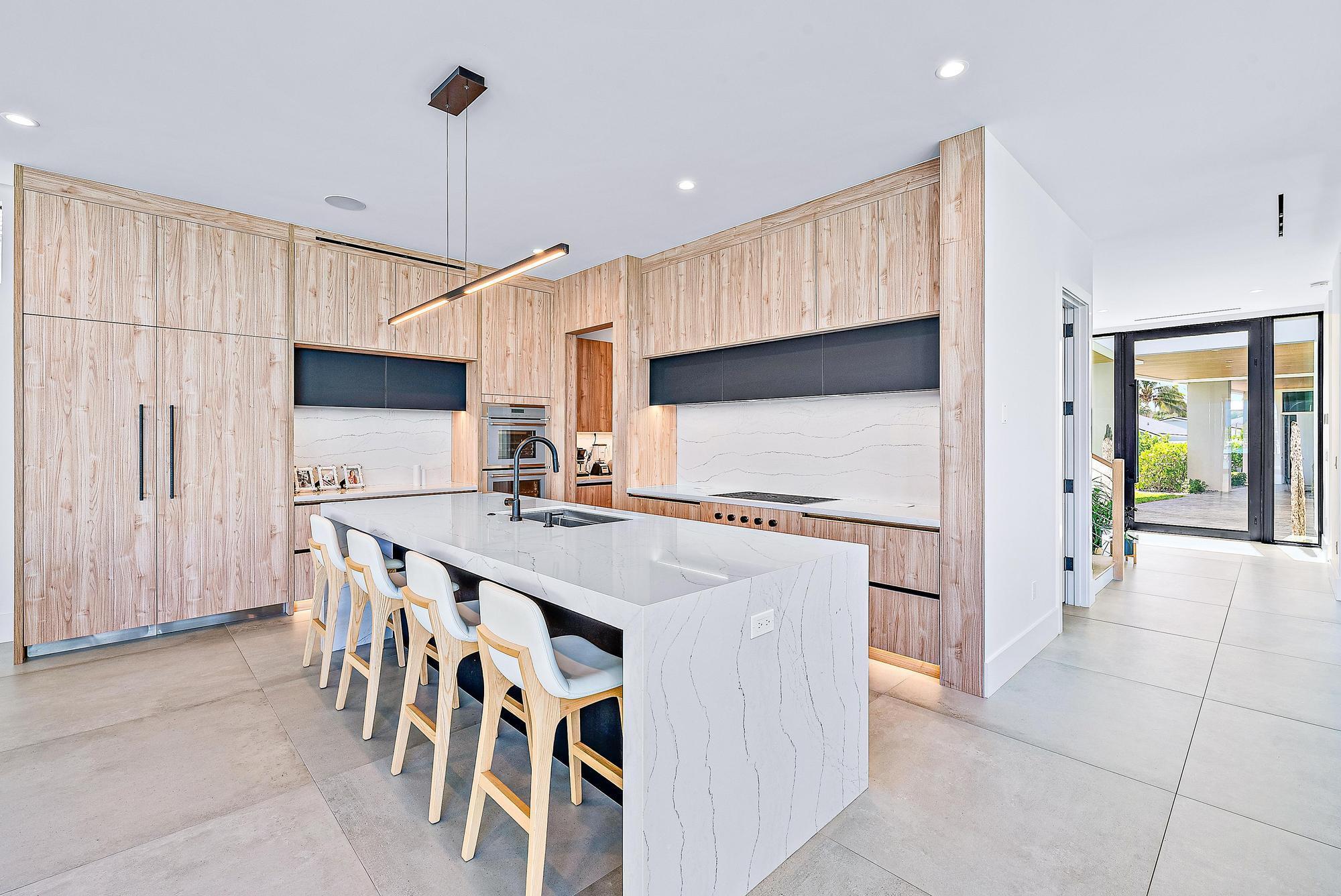 JUPITER HEIGHTS - Residential