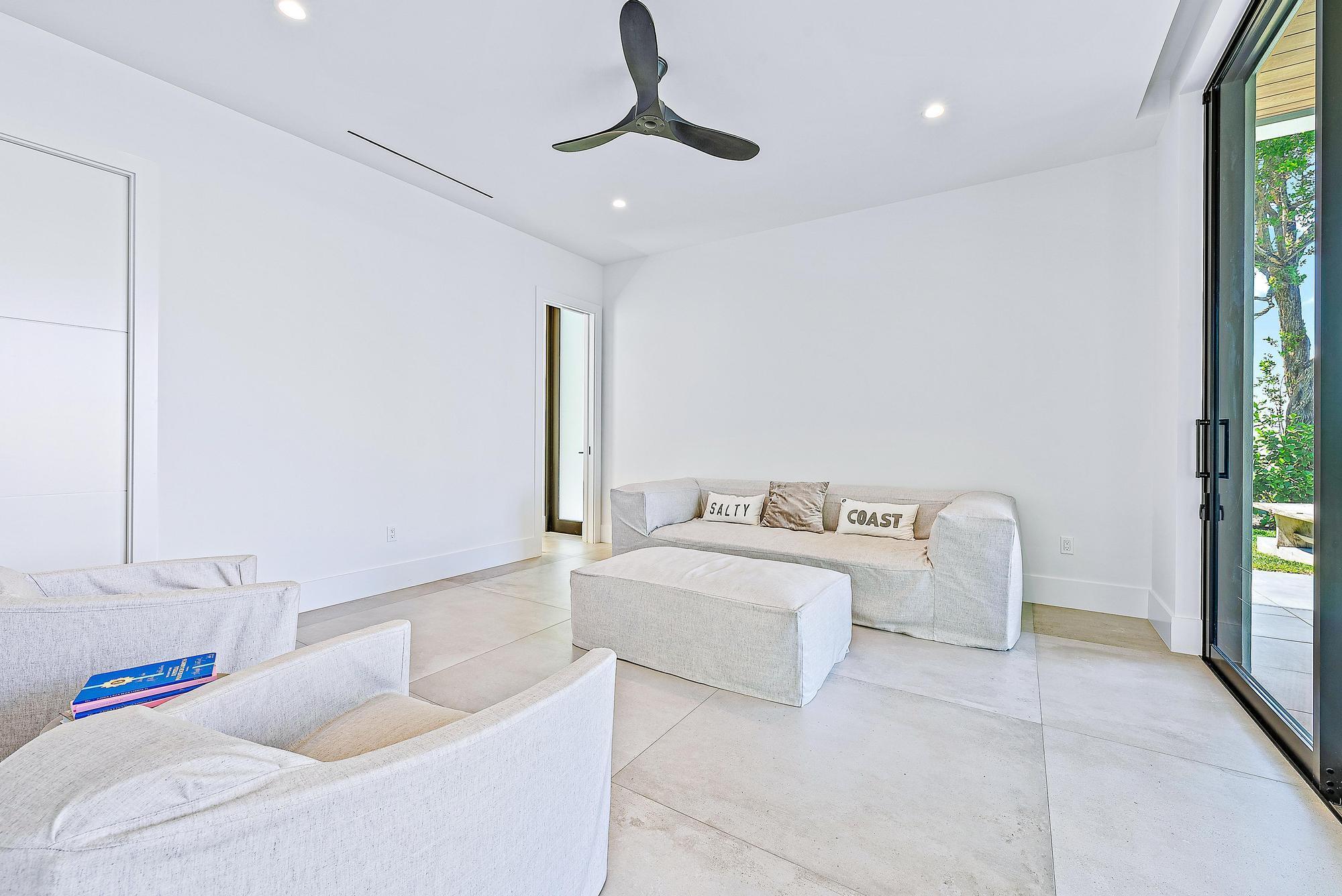 JUPITER HEIGHTS - Residential