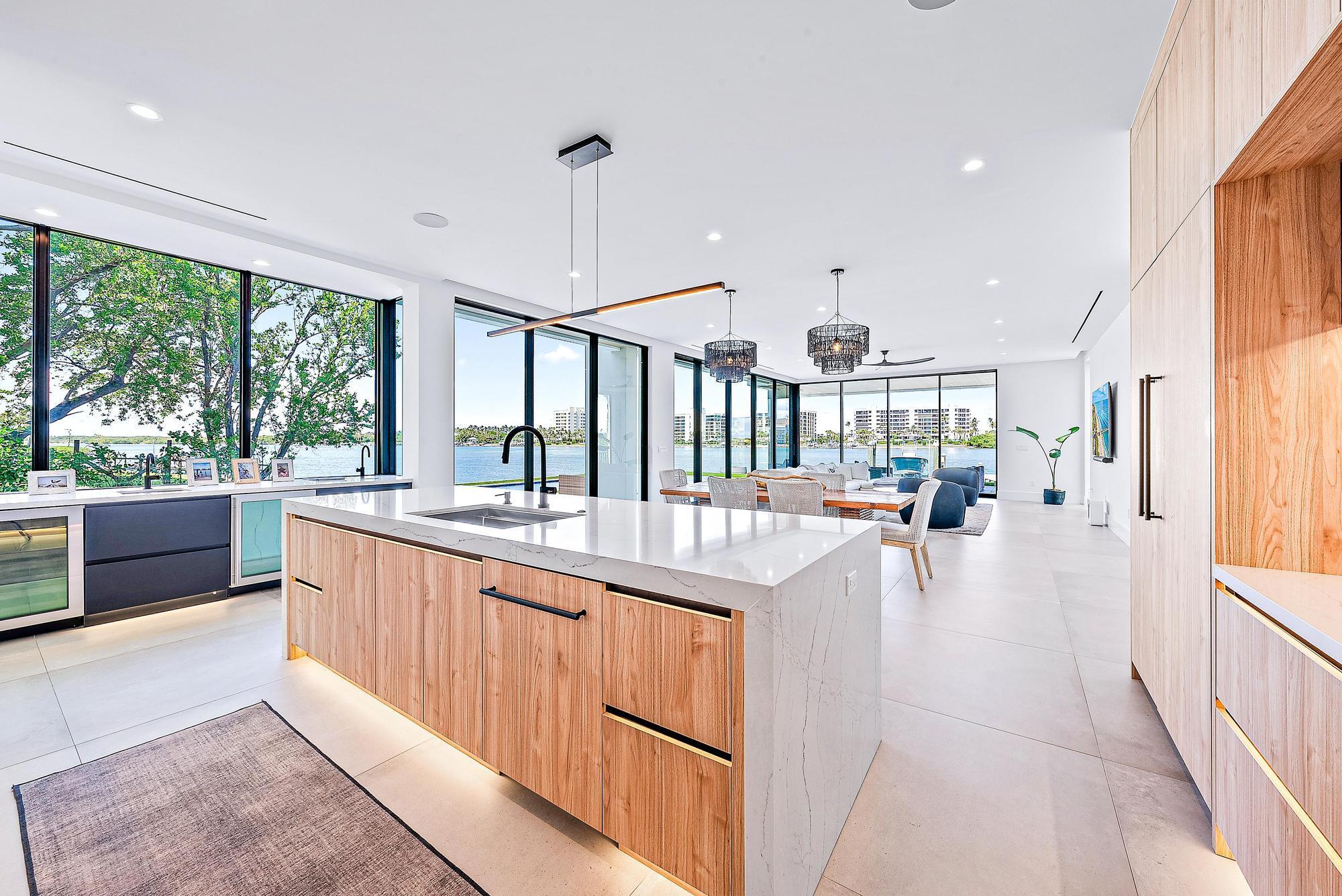 JUPITER HEIGHTS - Residential