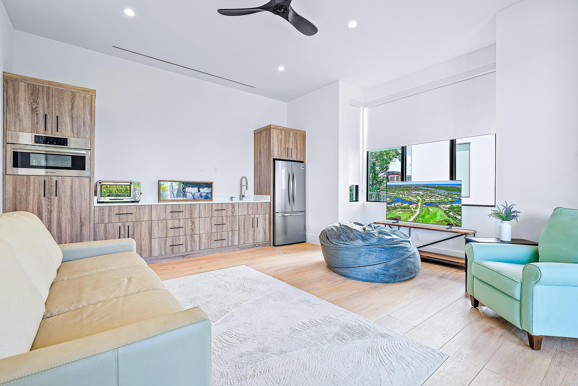 JUPITER HEIGHTS - Residential