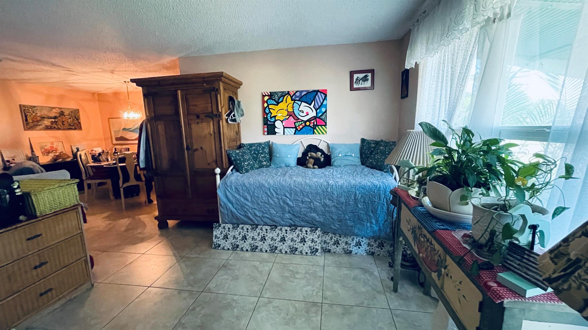 HIGH POINT - Residential