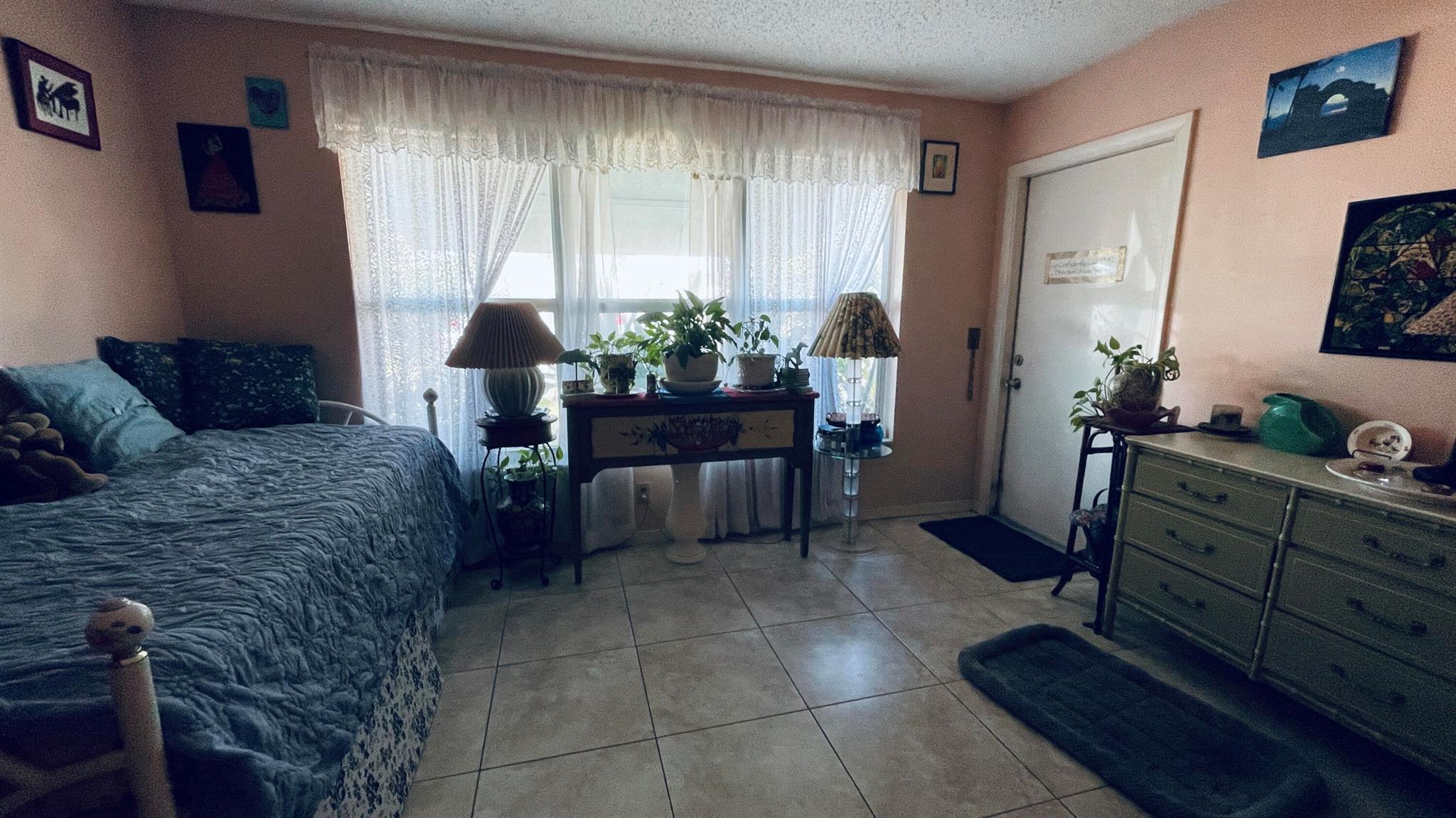 HIGH POINT - Residential