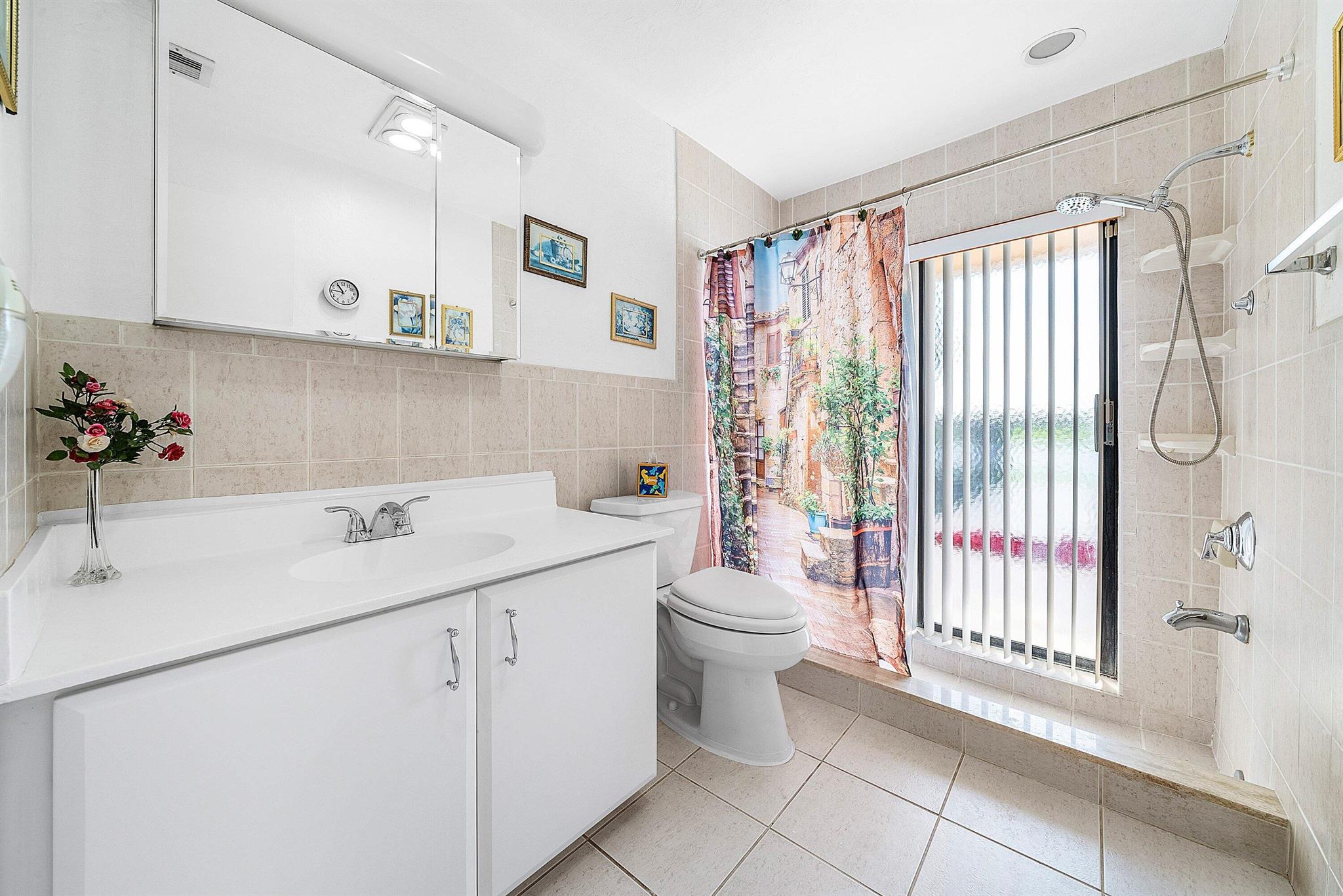 AMERICAN HOMES AT BOCA RA - Residential