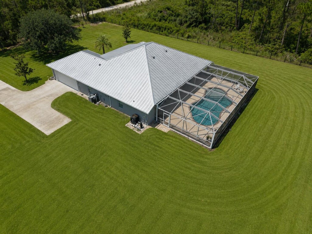 Photo of 5224 Southwind Trail, Fort Pierce, FL 34951 (MLS # B26067534)