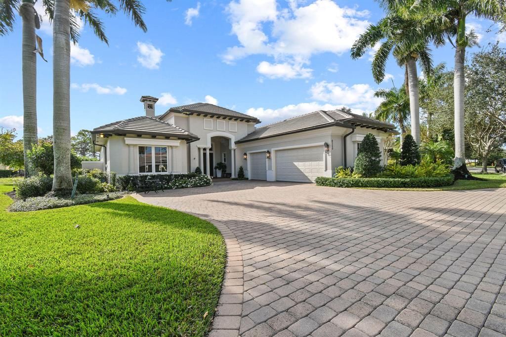 Photo of 6300 SE Moss Ridge Pointe, Hobe Sound, FL 33455 (MLS # R10789344)