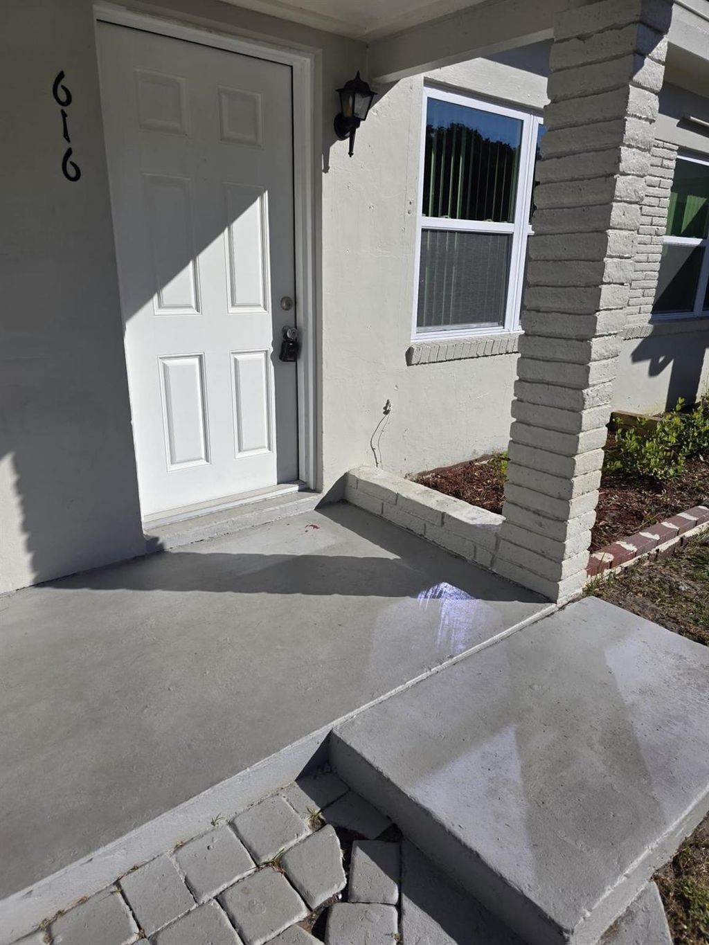 Photo of 616 S 6th Street, Fort Pierce, FL 34950 (MLS # R11136841)