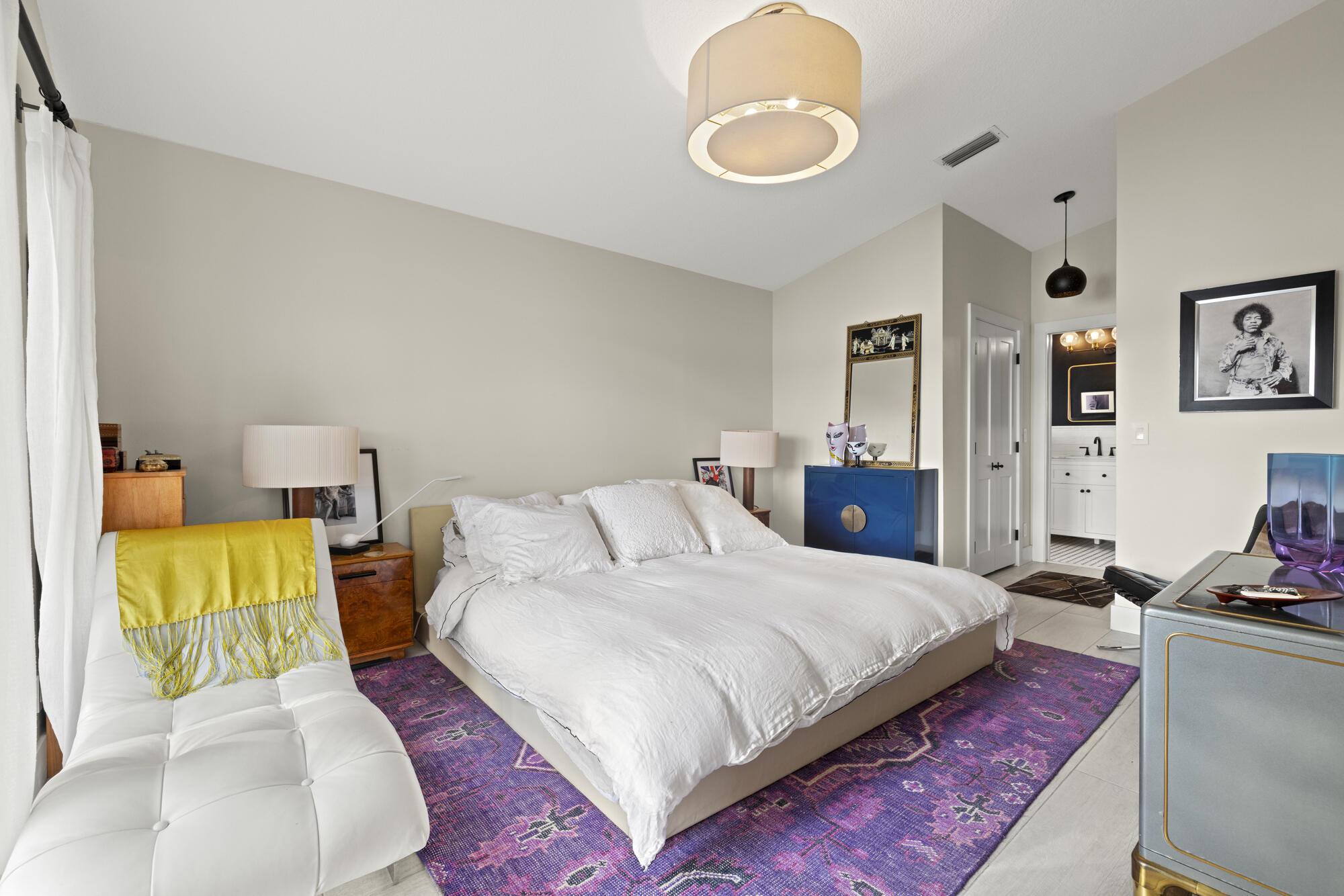 Sunset point - Residential