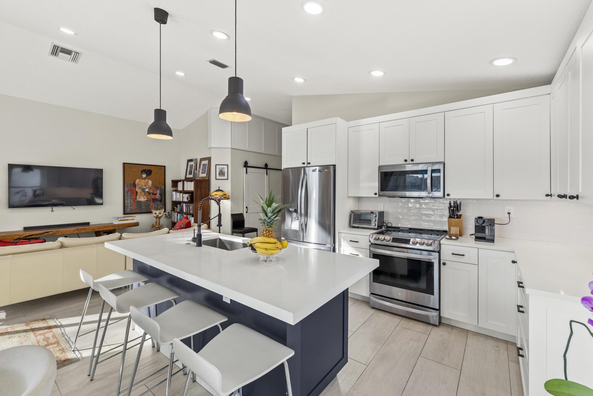 Sunset point - Residential