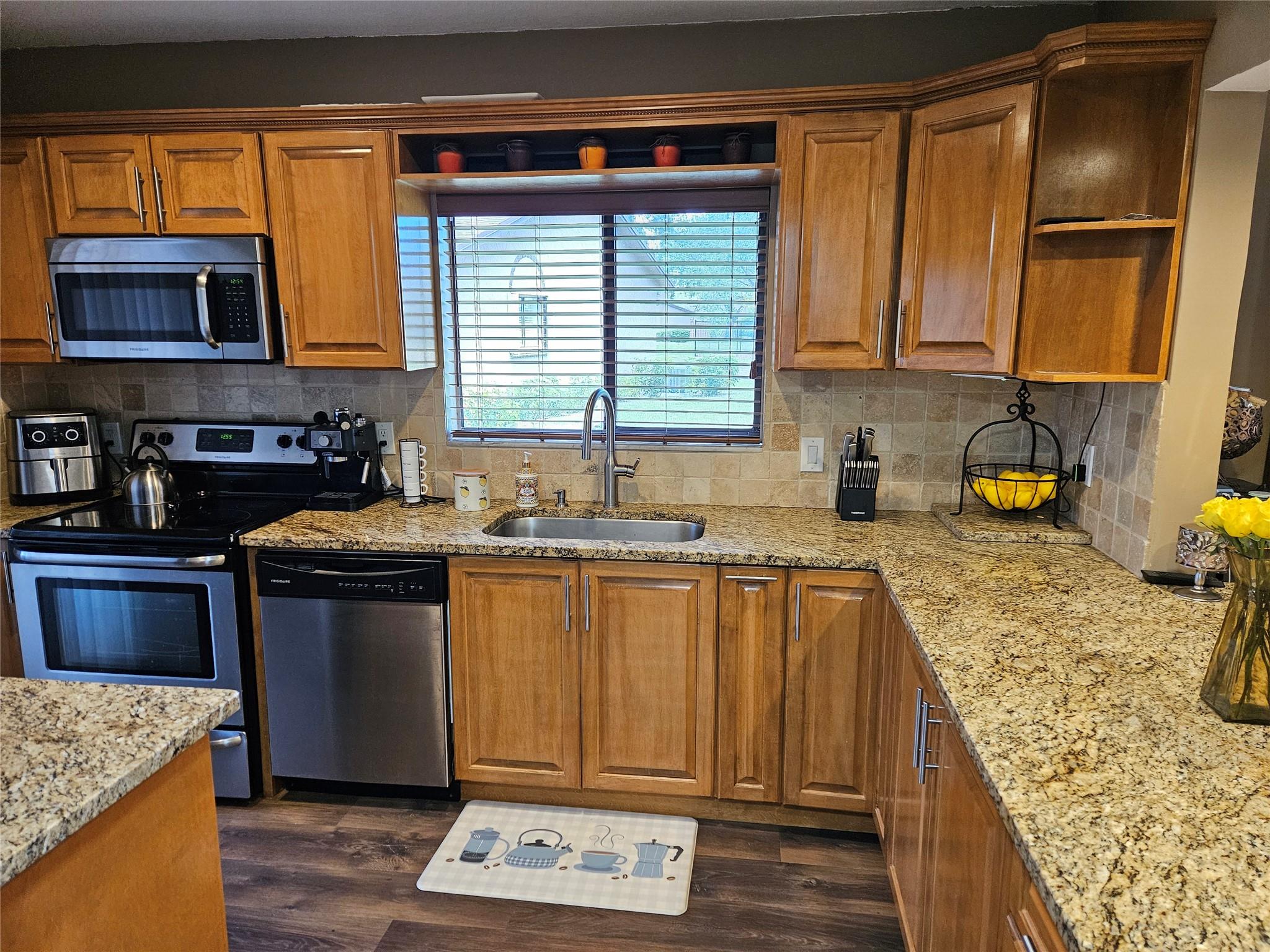 2206 NW 37th Ave 2206