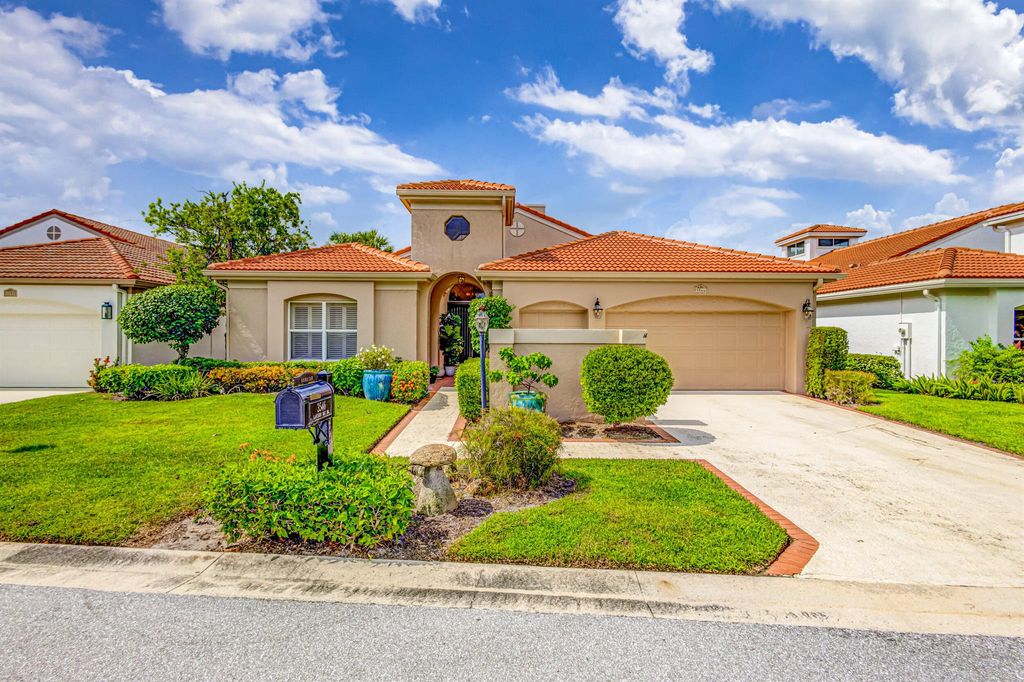 Photo of 3546 Lantern Bay Drive, Jupiter, FL 33477 (MLS # R10926958)