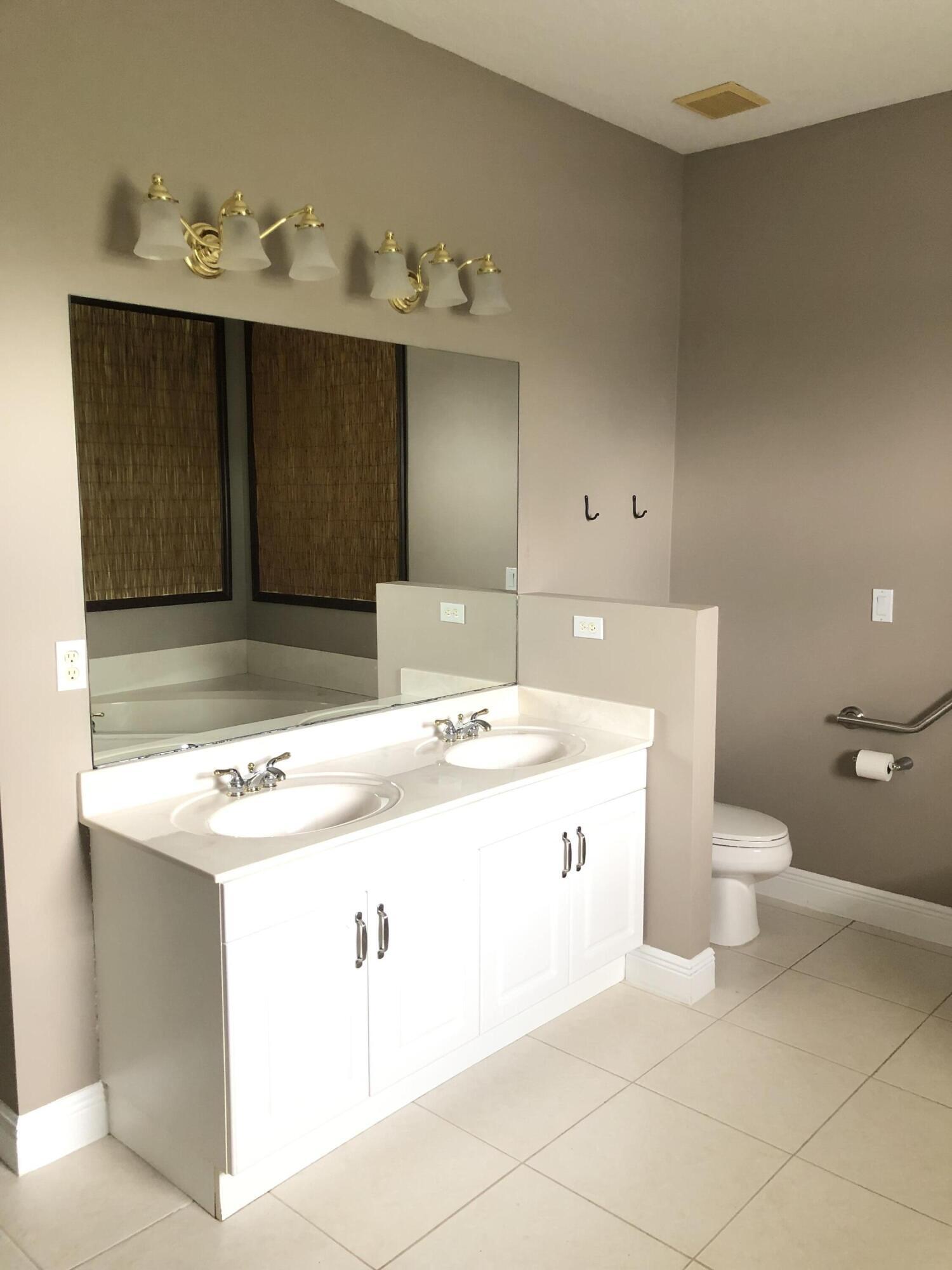 PORT ST LUCIE SECTION 39 - Residential Lease