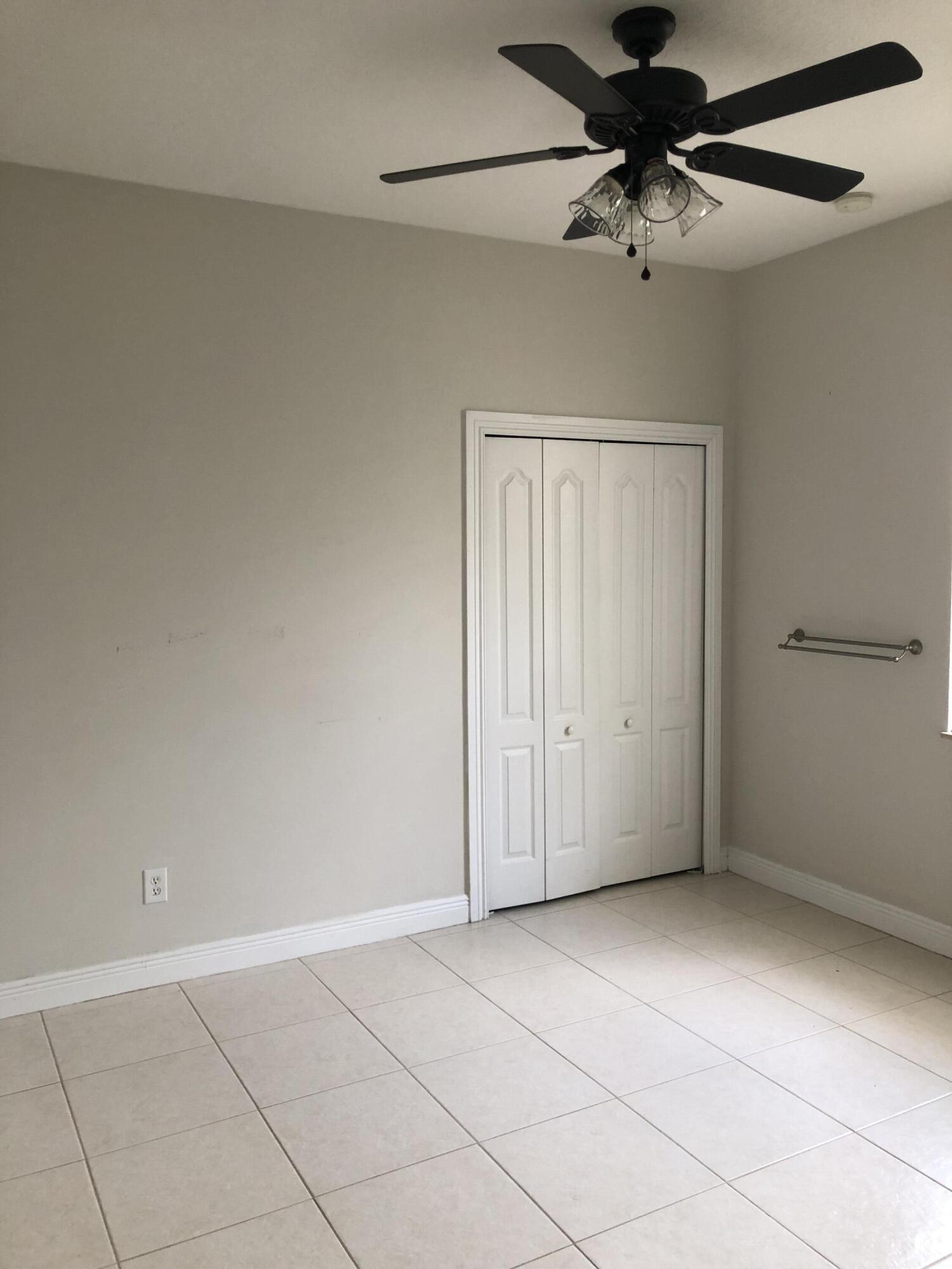PORT ST LUCIE SECTION 39 - Residential Lease