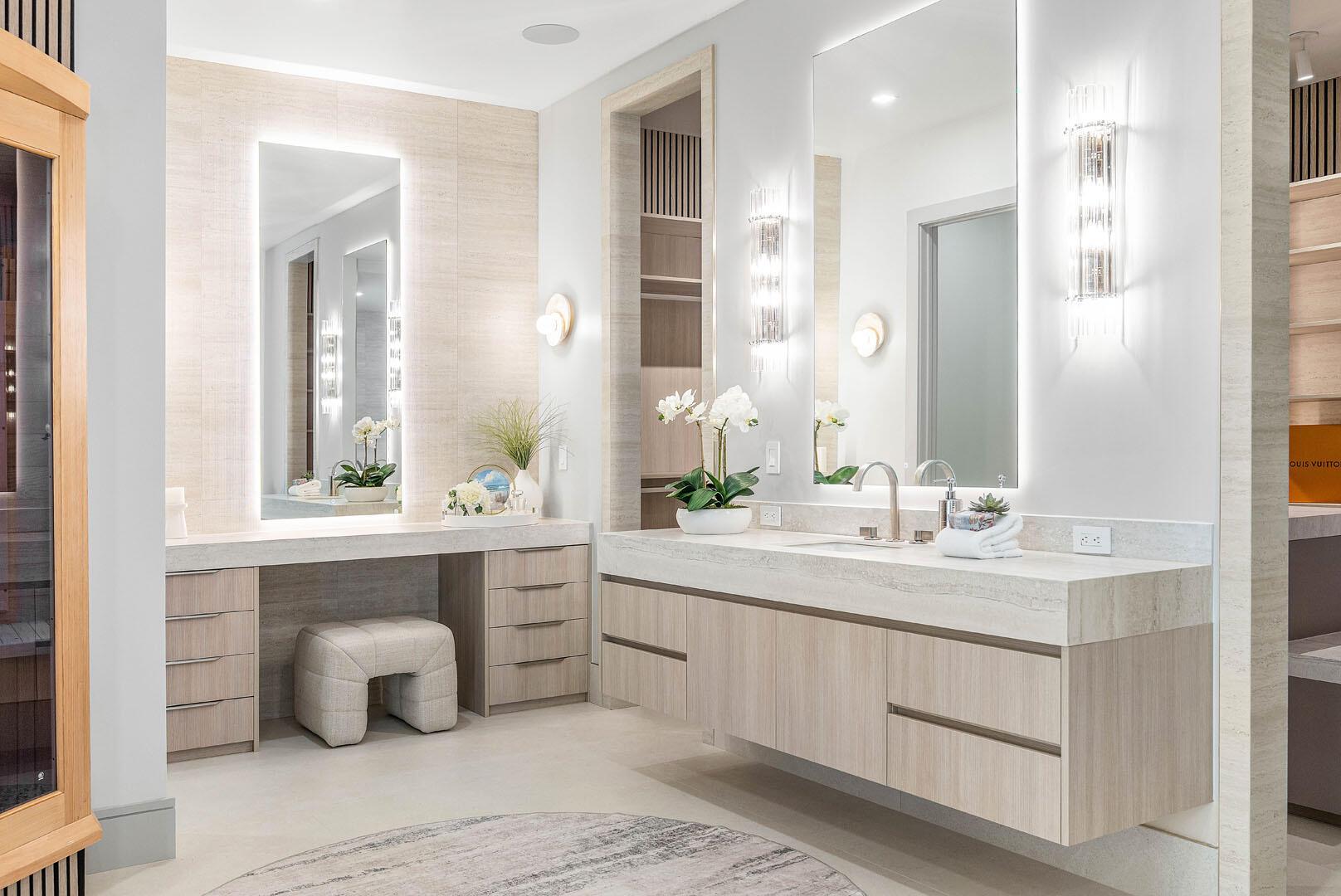 ROYAL PALM YACHT & COUNTR - Residential