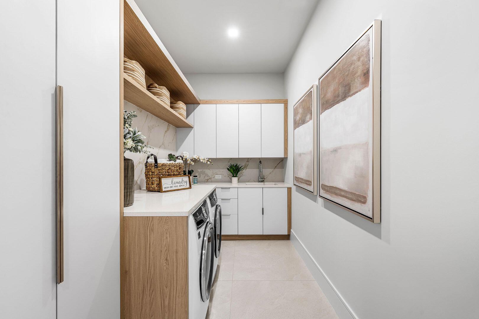 ROYAL PALM YACHT & COUNTR - Residential