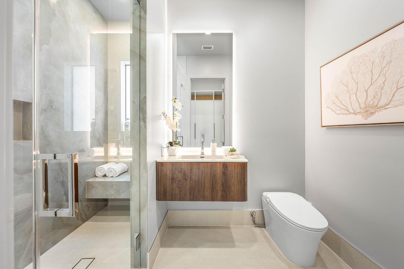 ROYAL PALM YACHT & COUNTR - Residential