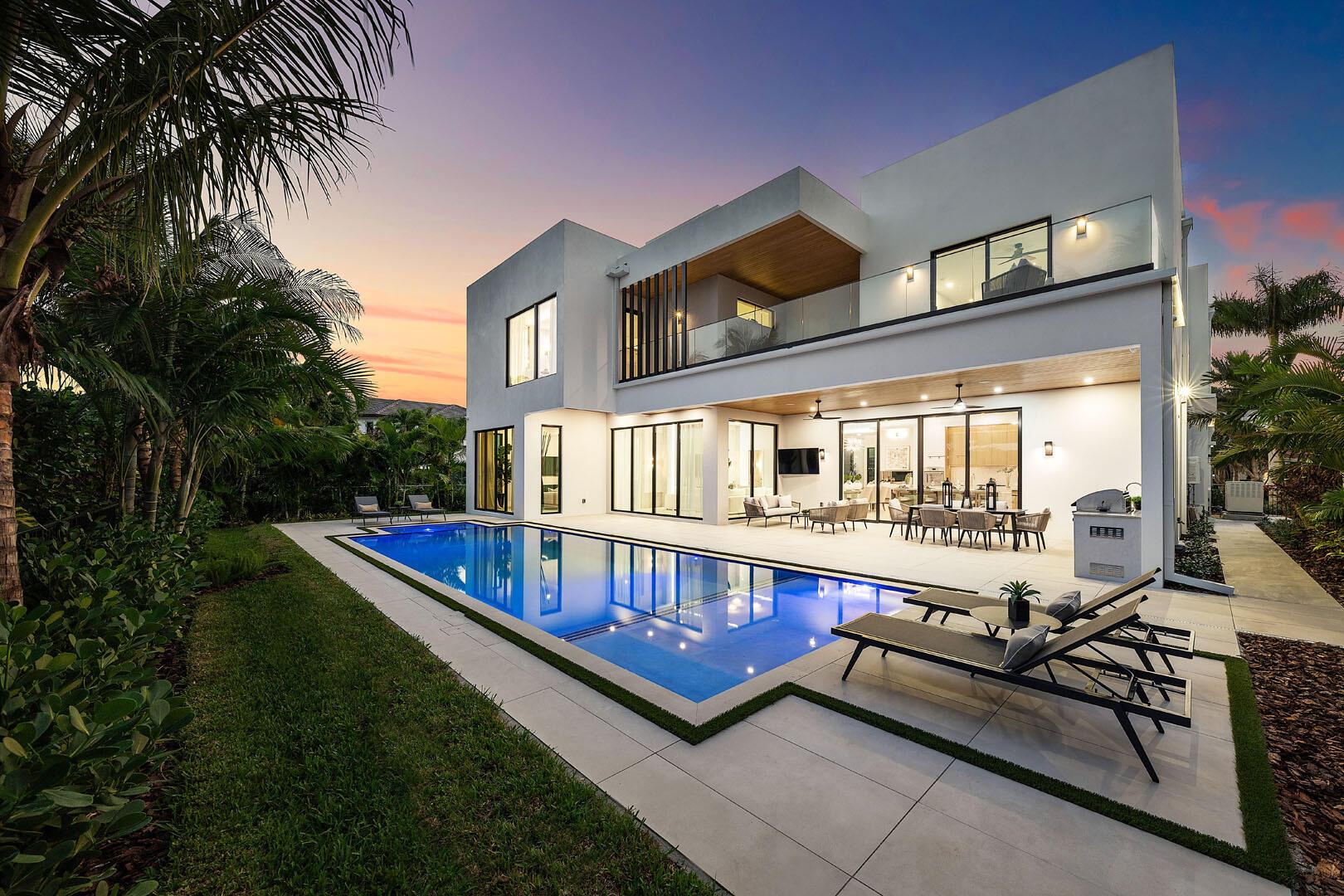 ROYAL PALM YACHT & COUNTR - Residential