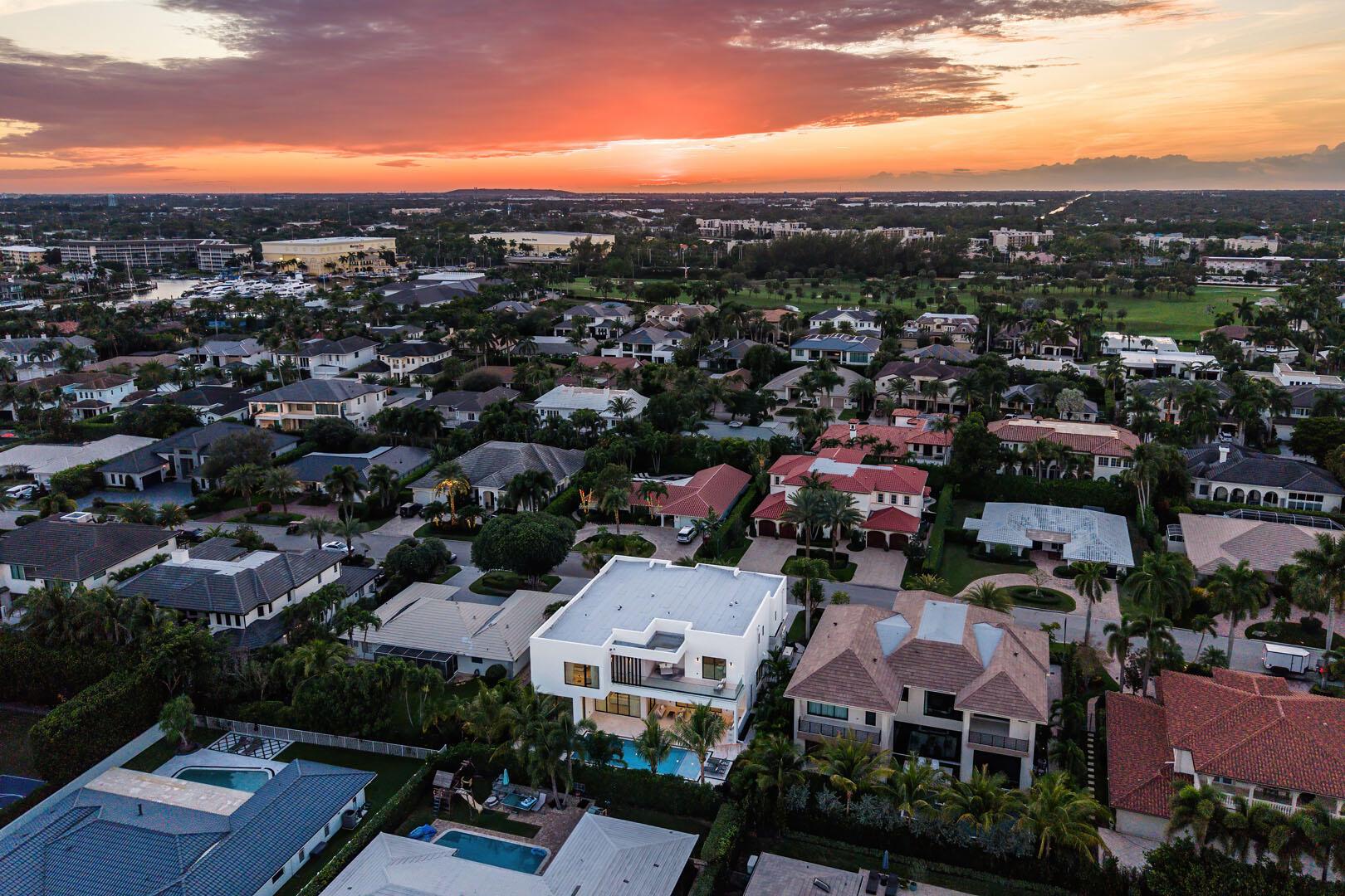 ROYAL PALM YACHT & COUNTR - Residential