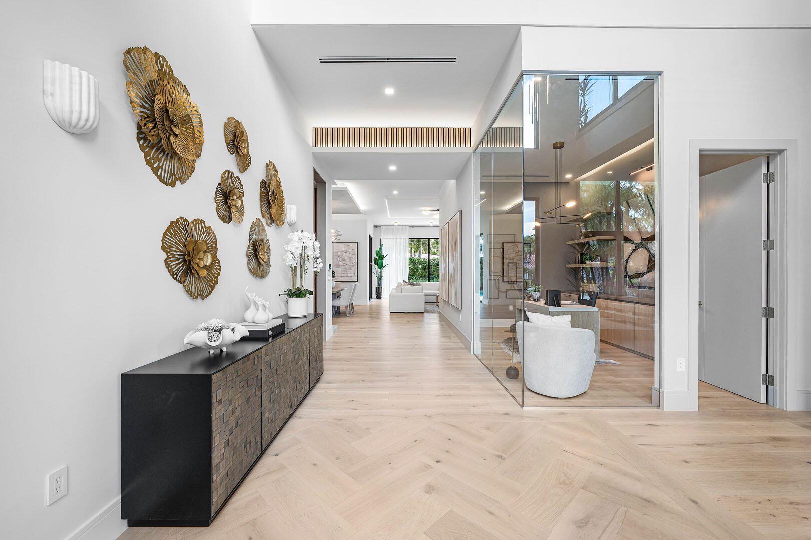 ROYAL PALM YACHT & COUNTR - Residential