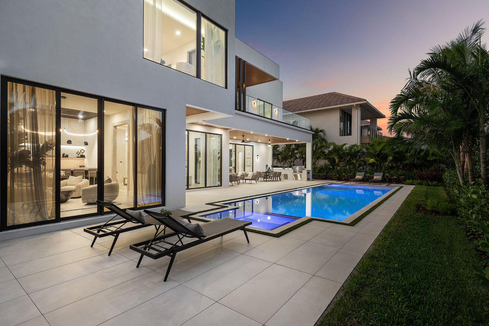 ROYAL PALM YACHT & COUNTRY CLUB - Residential