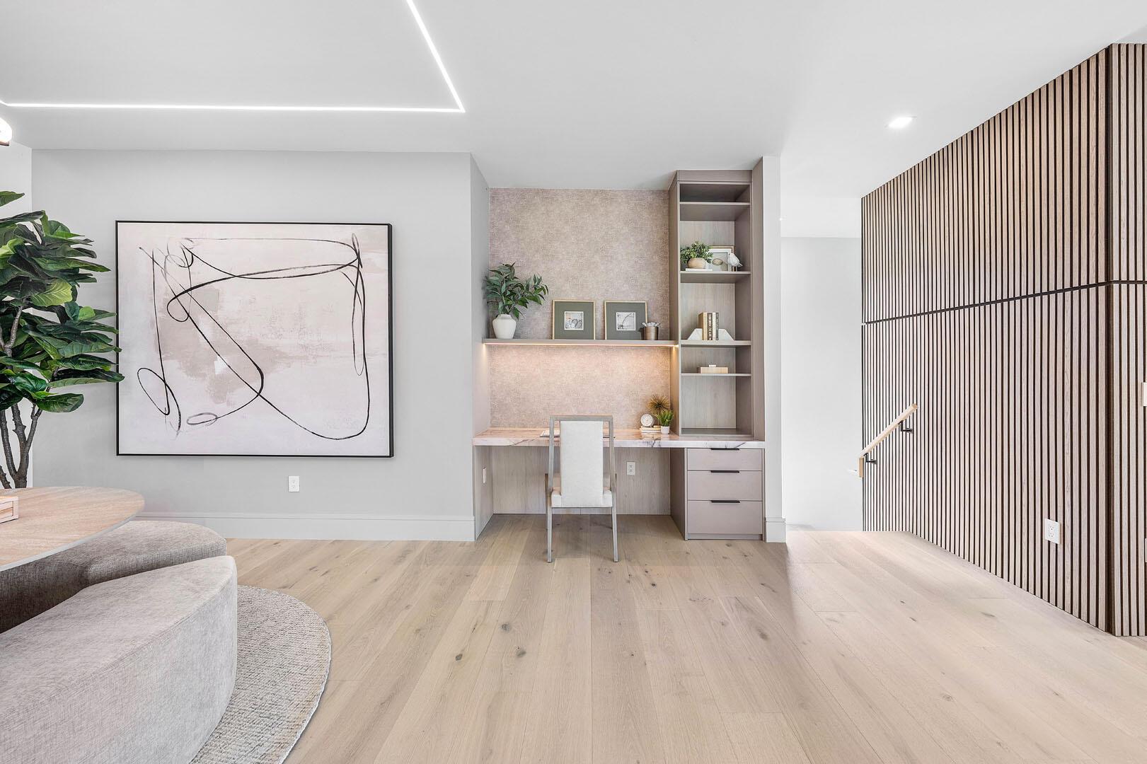 ROYAL PALM YACHT & COUNTR - Residential