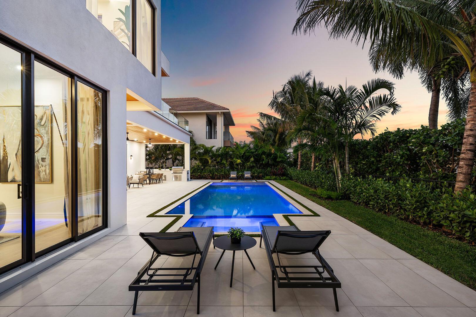 ROYAL PALM YACHT & COUNTR - Residential