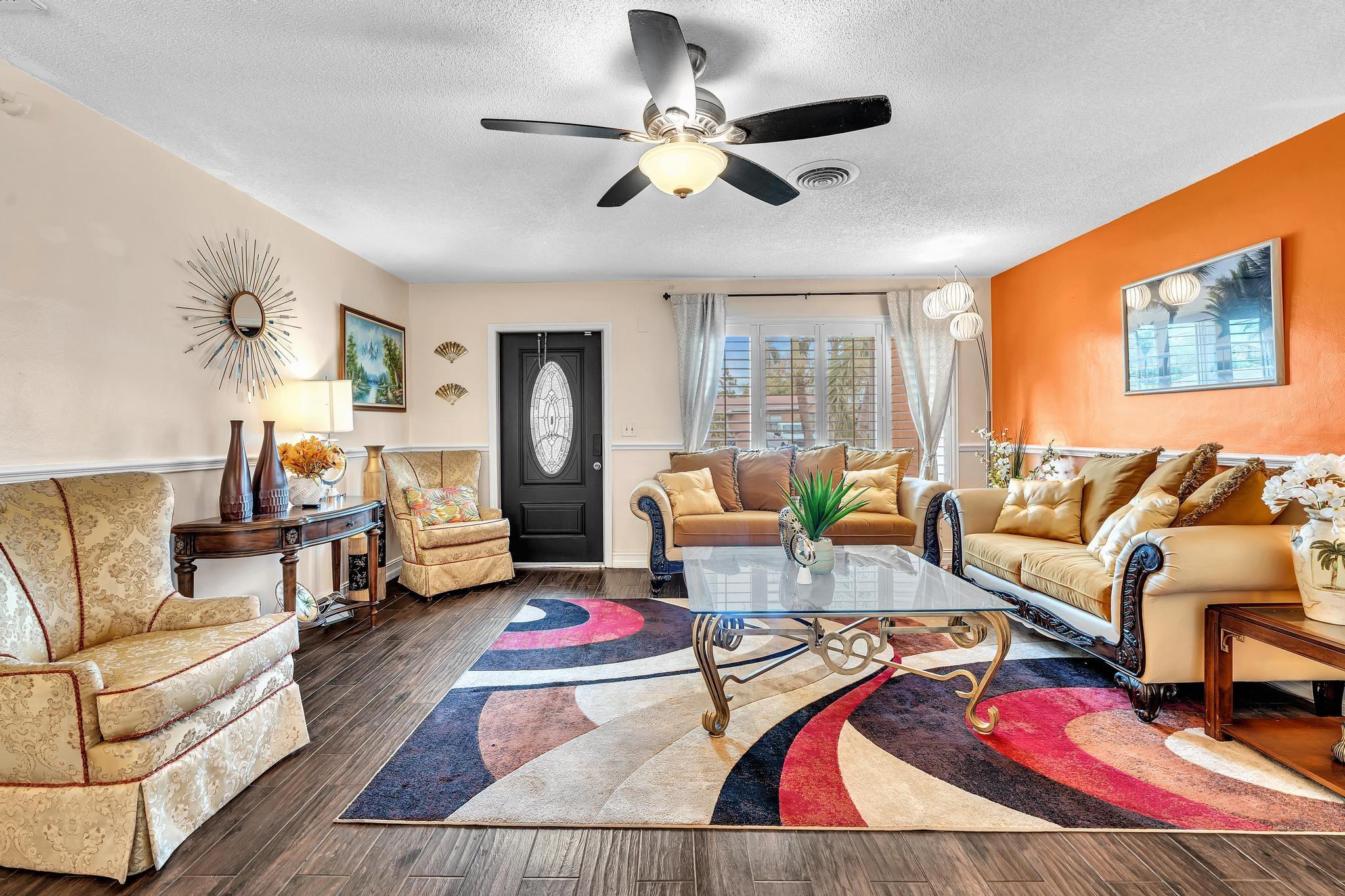 Sunrise Golf Village Sec - Residential