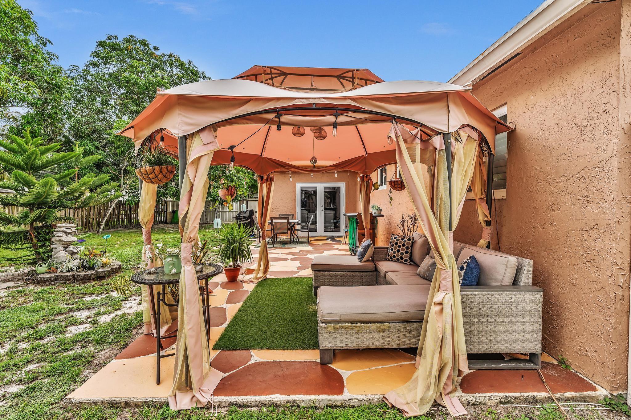 Sunrise Golf Village Sec - Residential