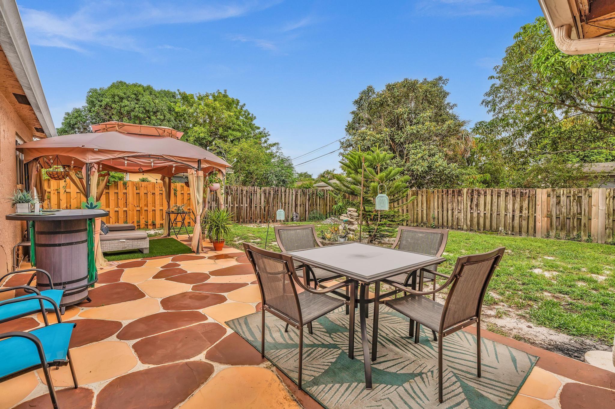 Sunrise Golf Village Sec - Residential