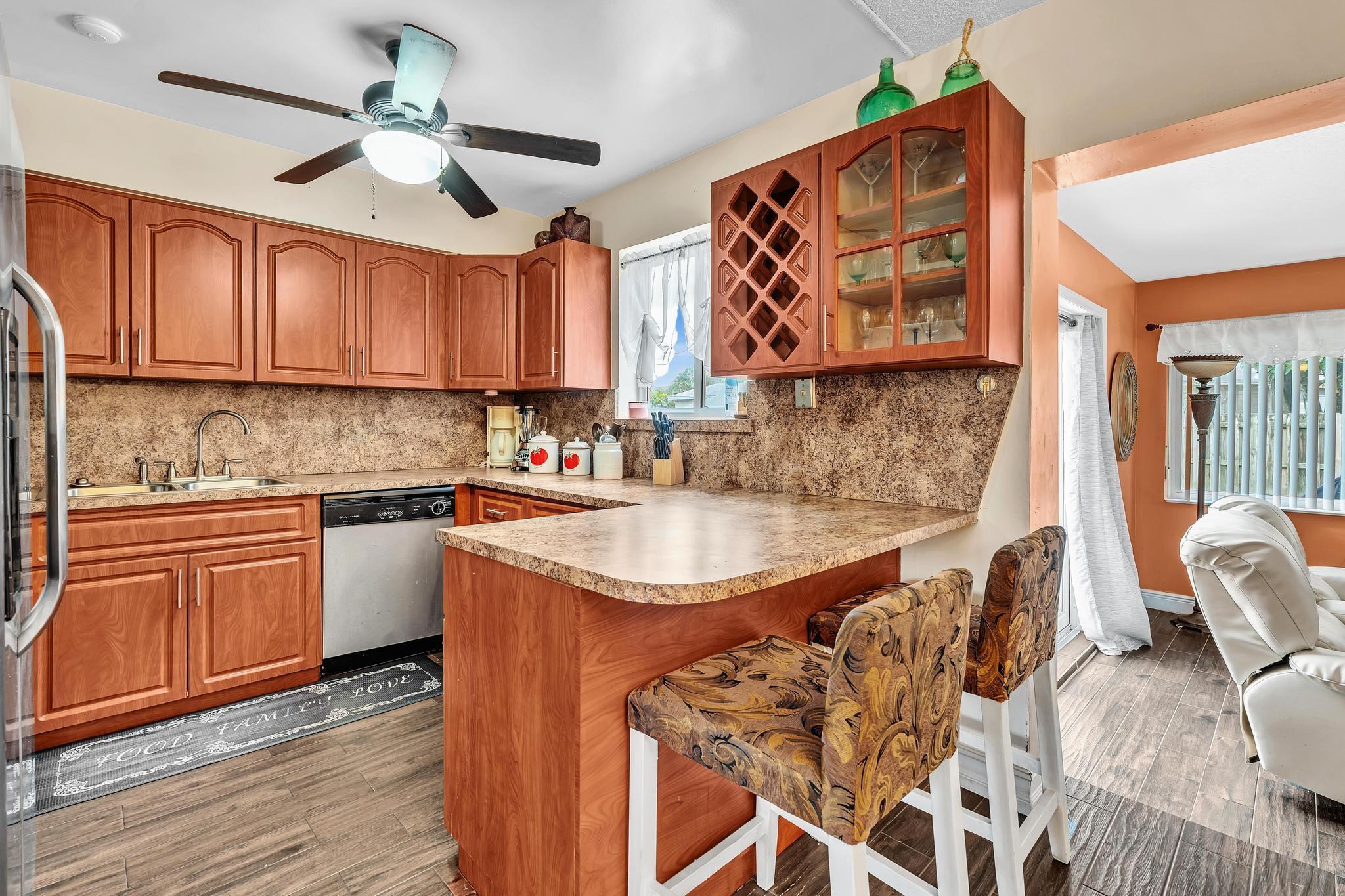 Sunrise Golf Village Sec - Residential