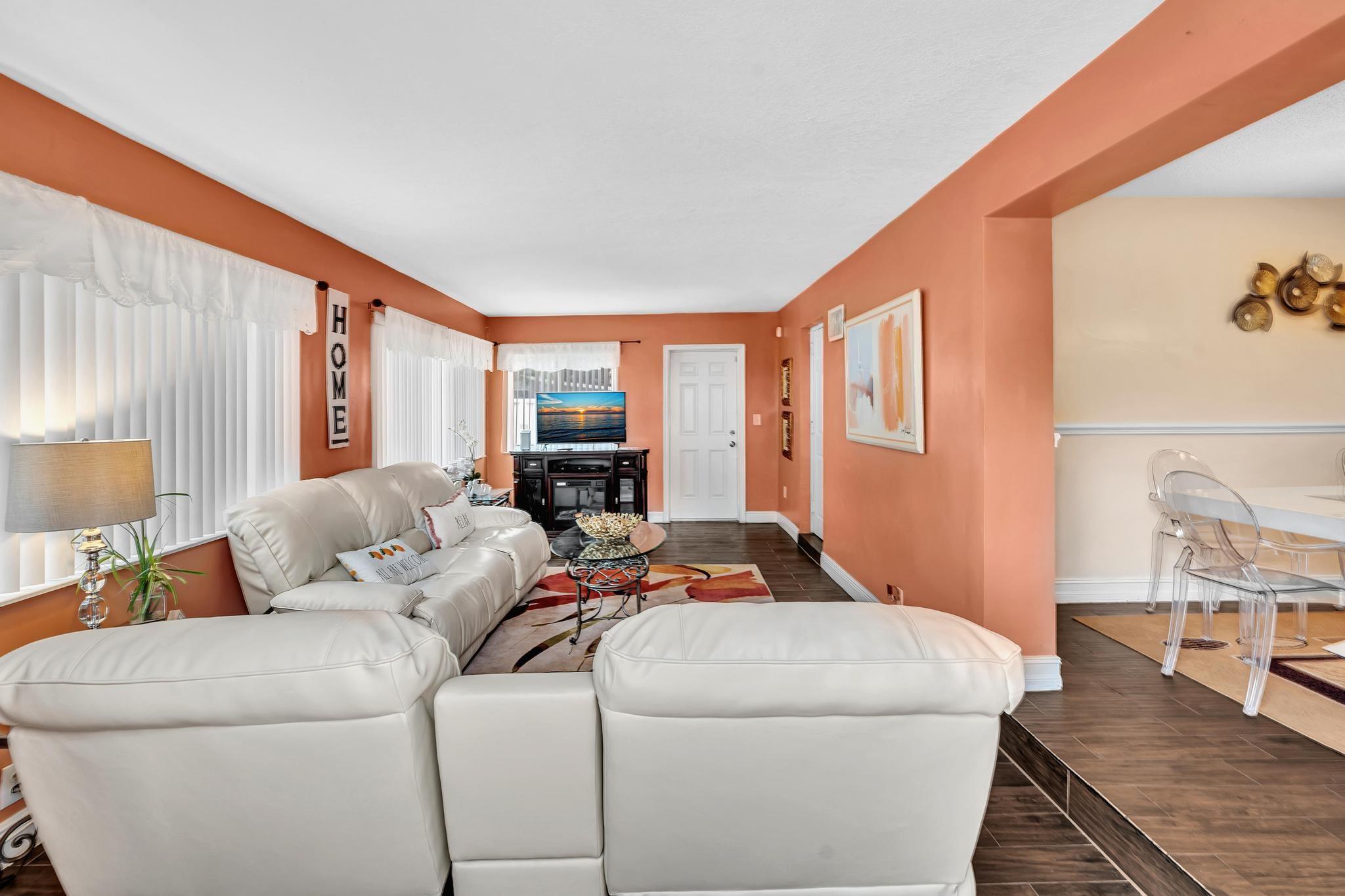 Sunrise Golf Village Sec - Residential