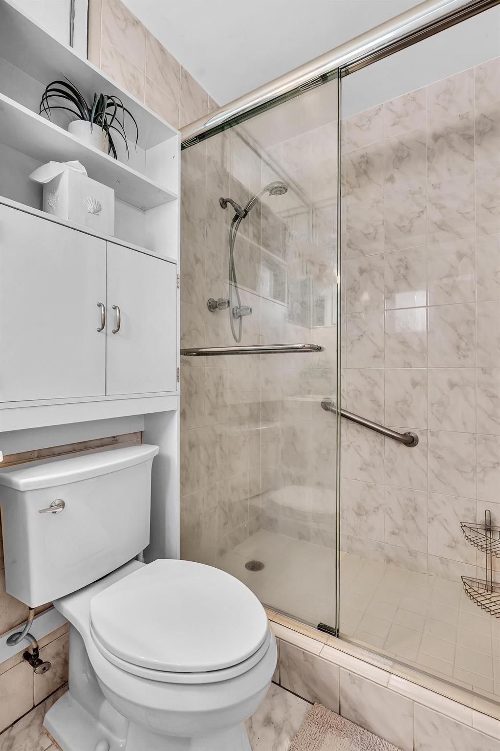 Sunrise Golf Village Sec - Residential