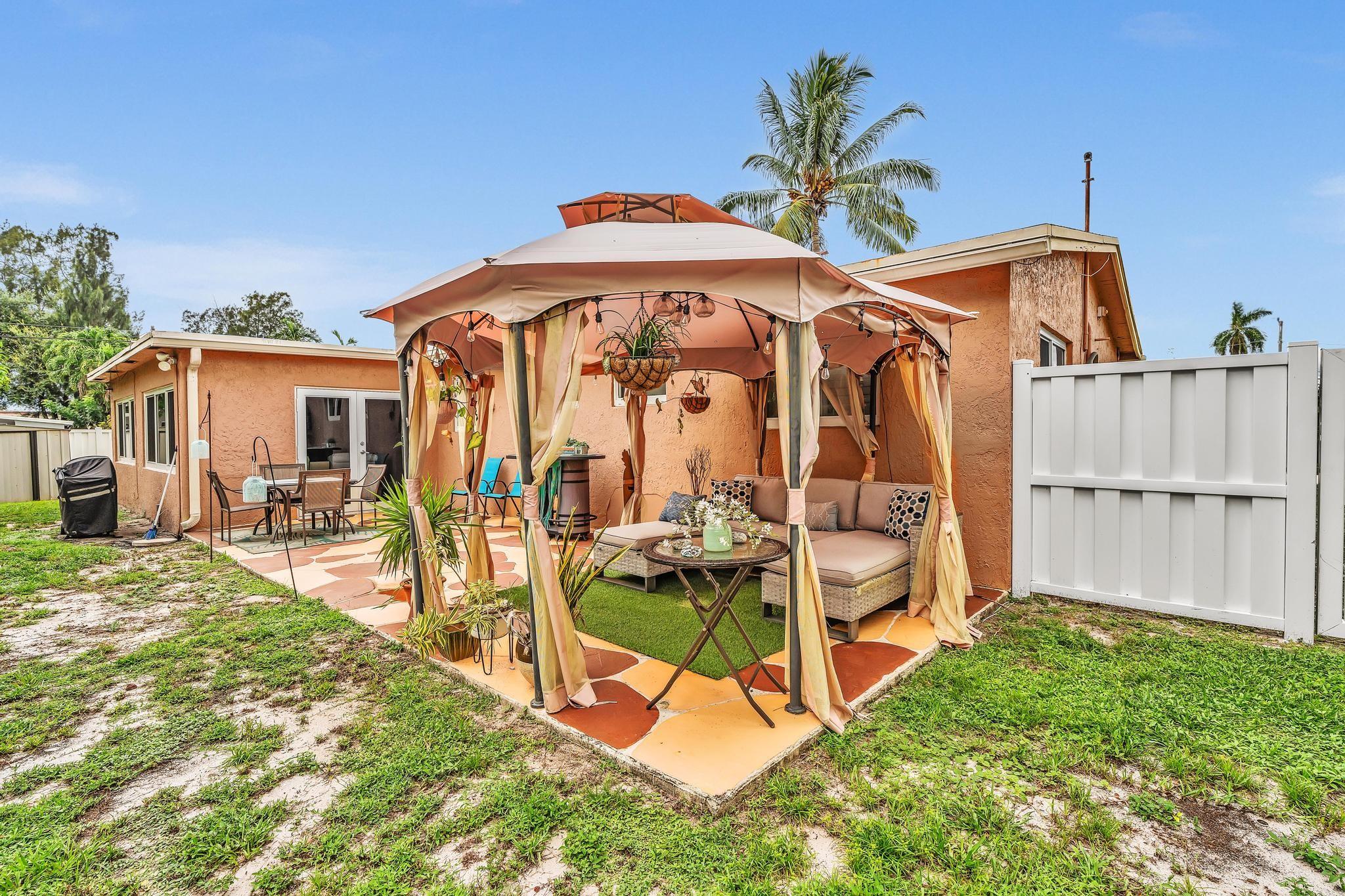 Sunrise Golf Village Sec - Residential