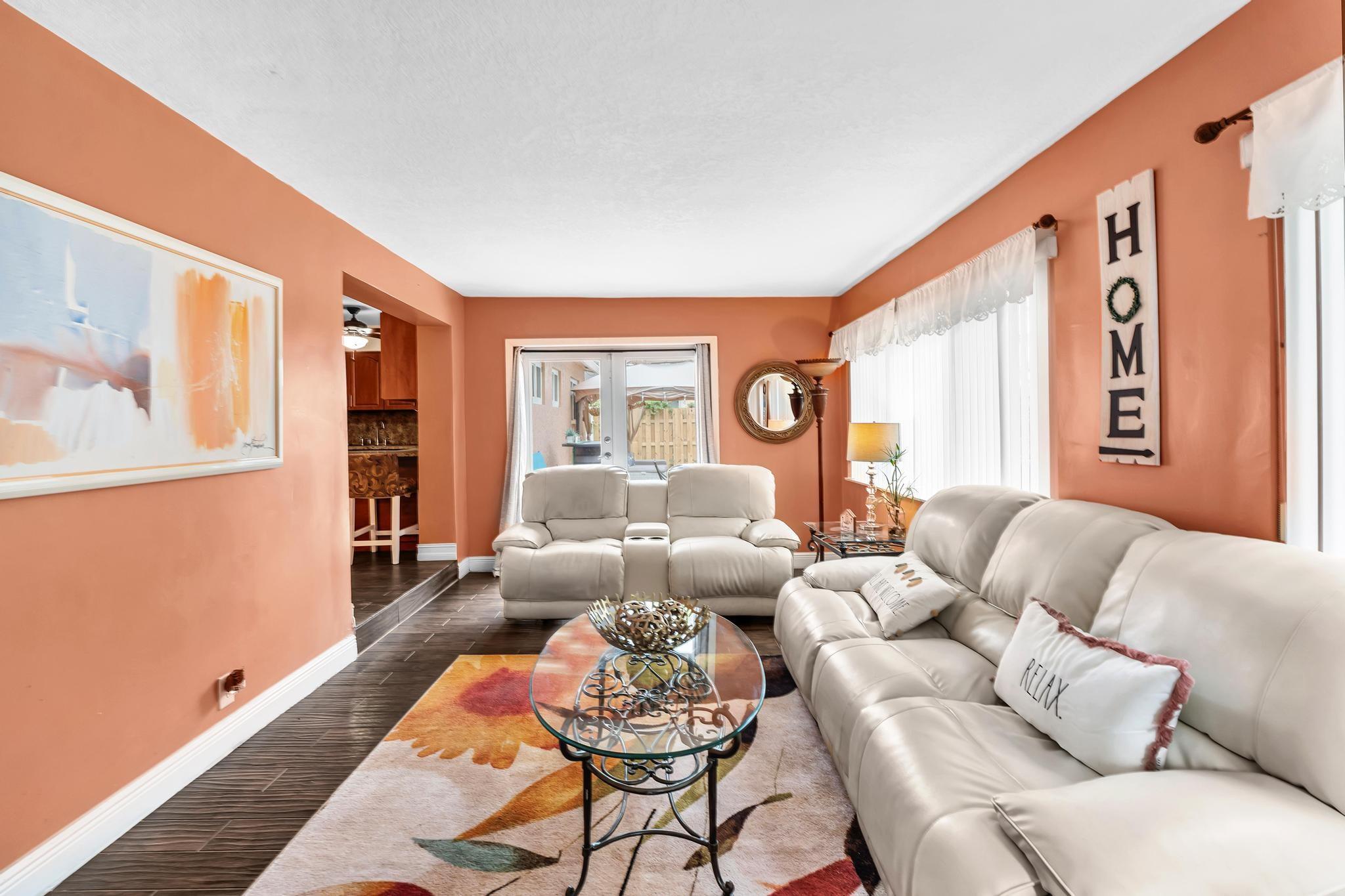 Sunrise Golf Village Sec - Residential