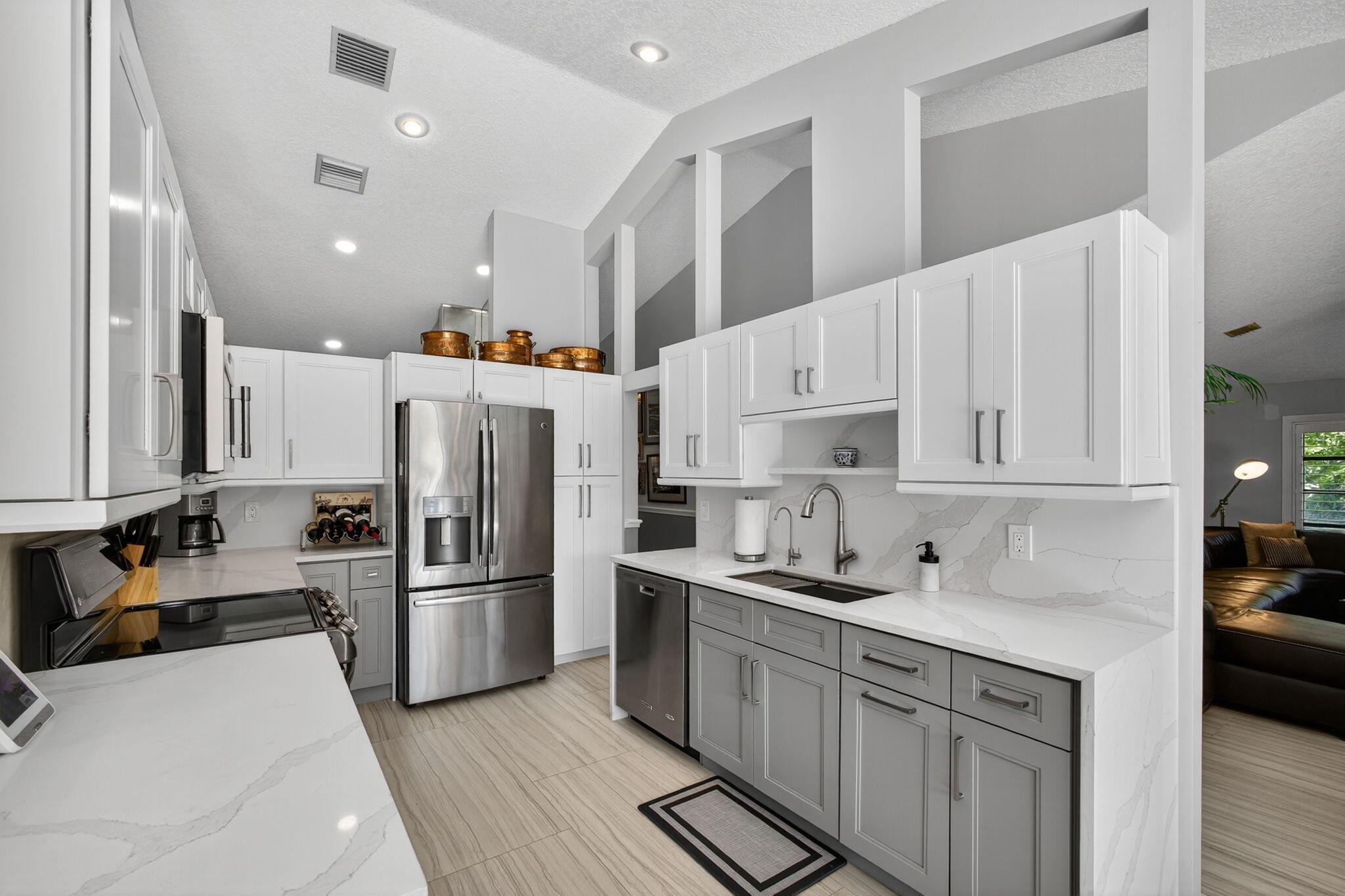 PGA RESORT COMMUNITY 2 - Residential