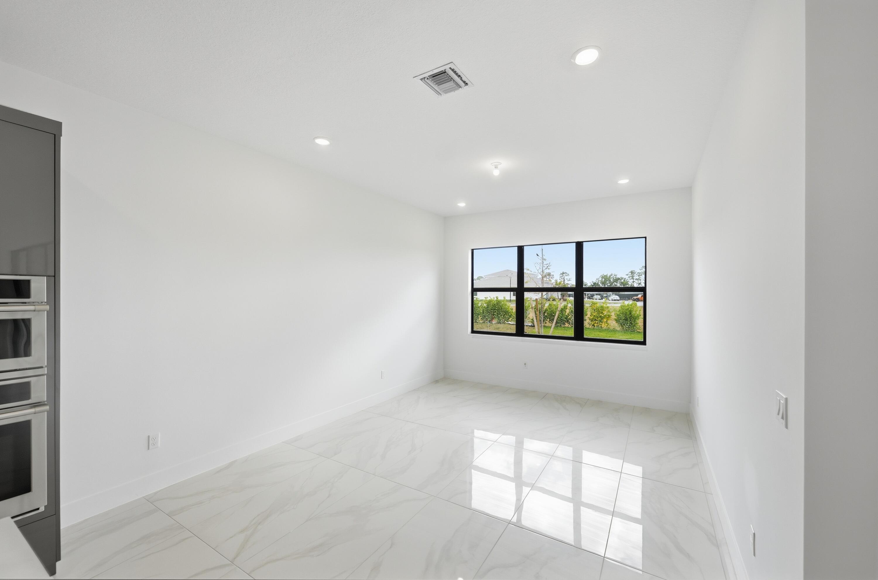 WHITMORE ESTATES - Residential