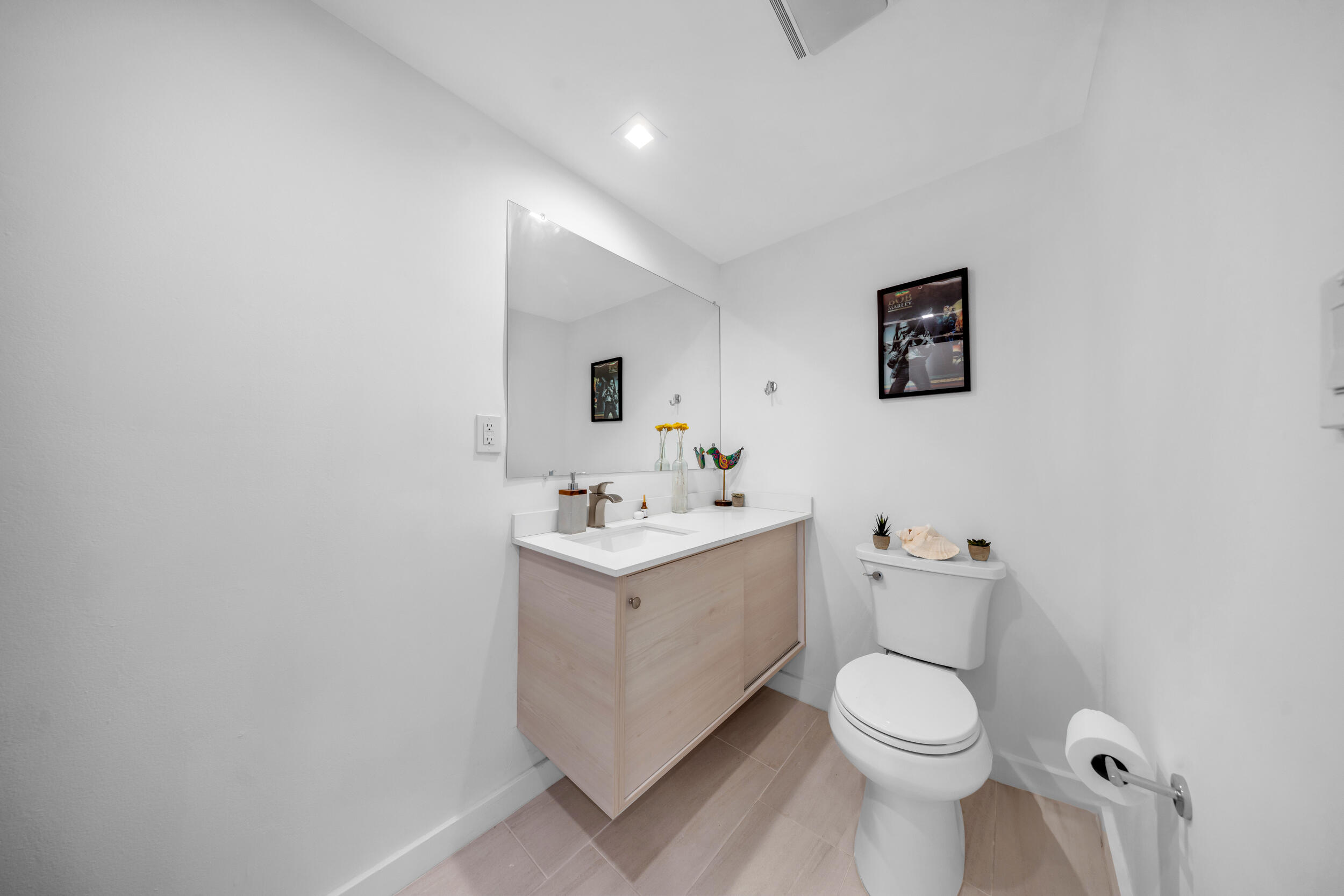 ARLEN HOUSE CONDO - Residential