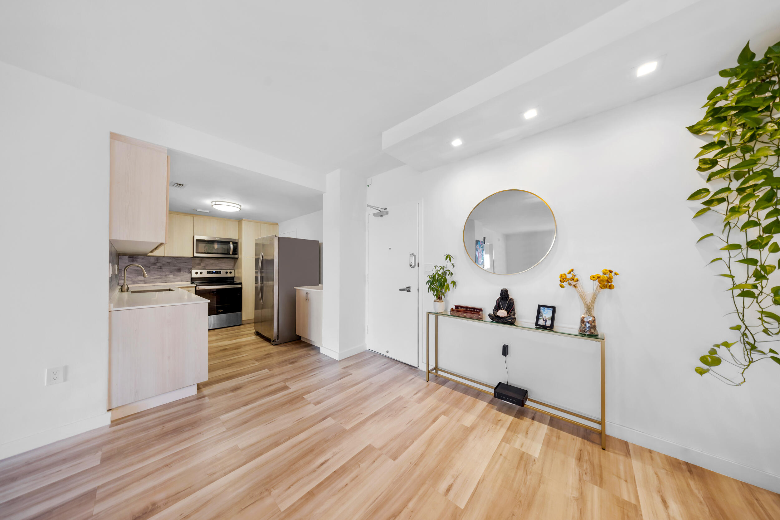 ARLEN HOUSE CONDO - Residential