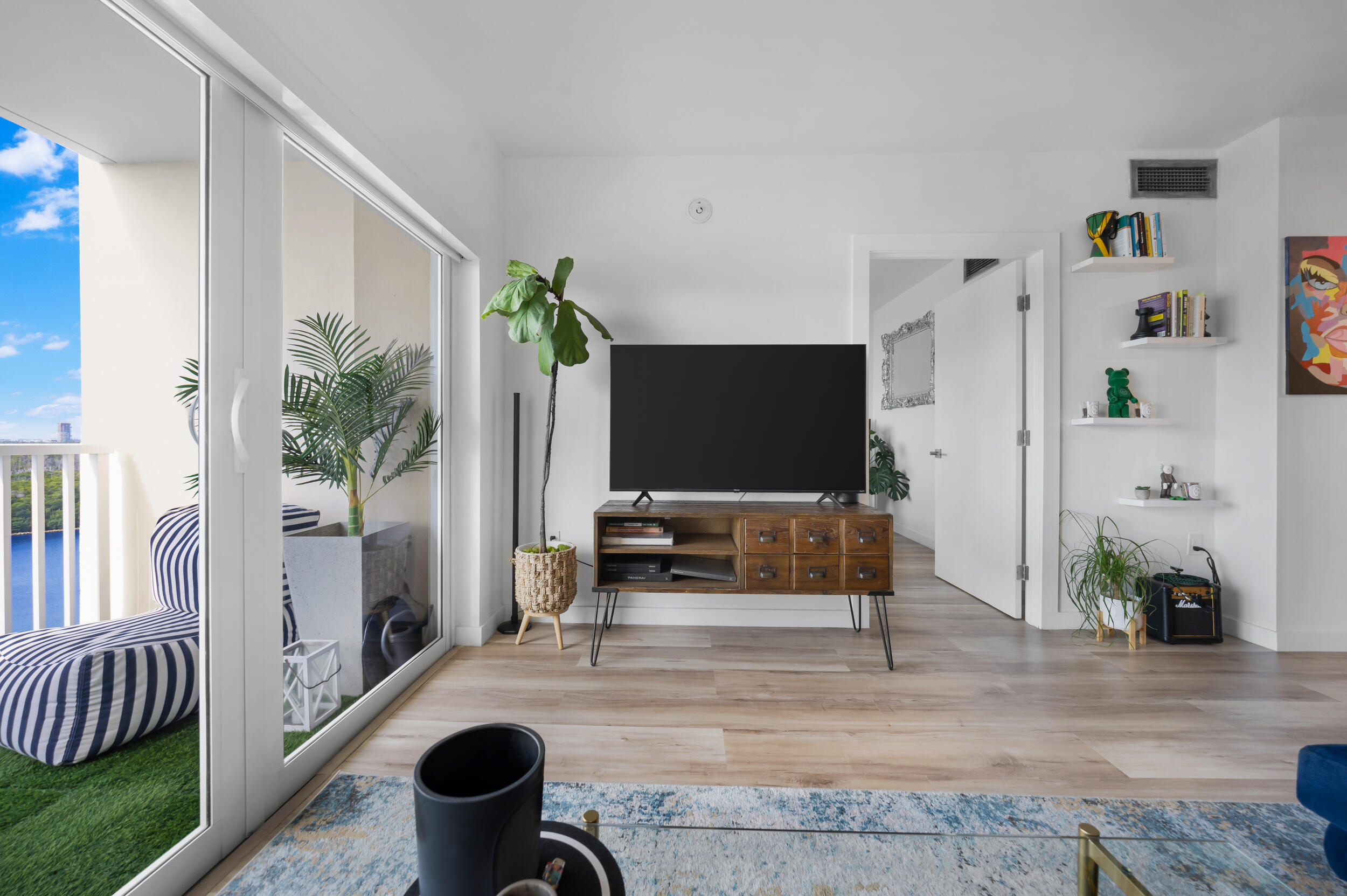 ARLEN HOUSE CONDO - Residential