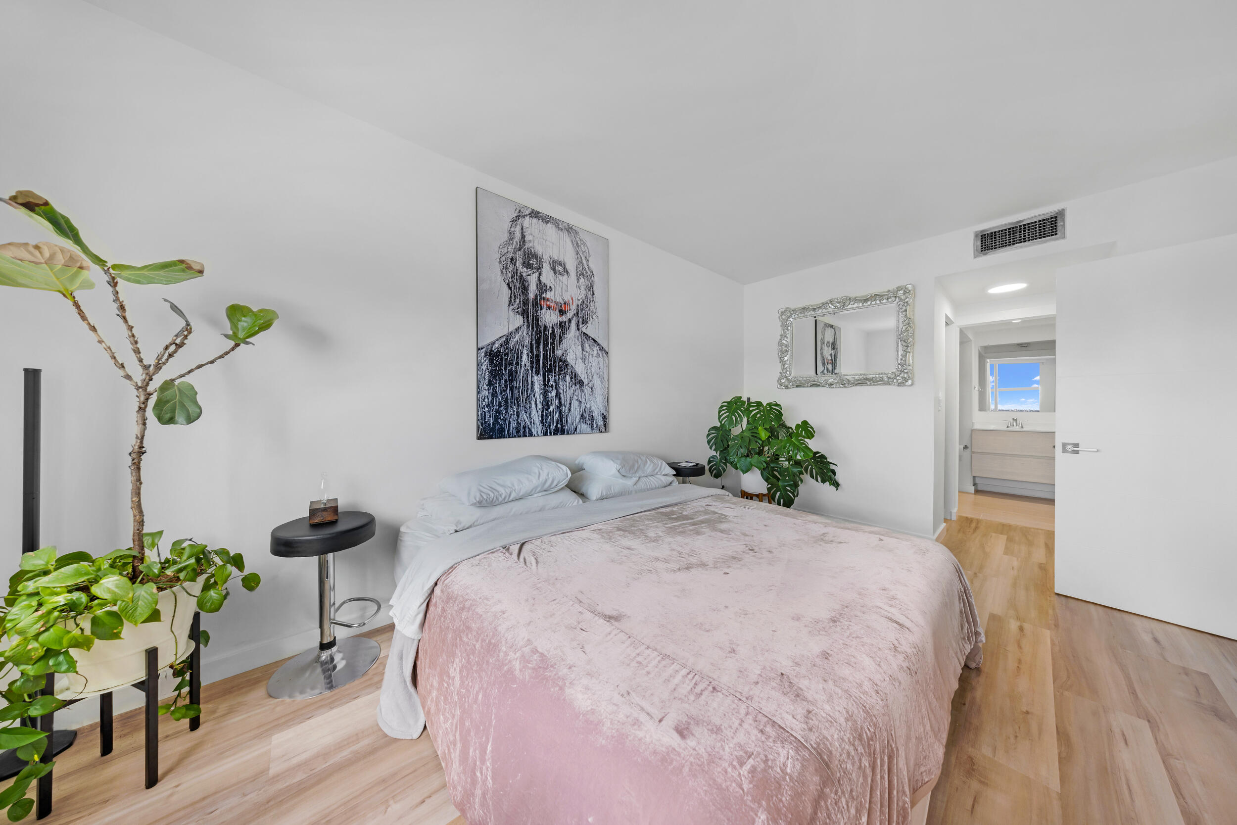 ARLEN HOUSE CONDO - Residential