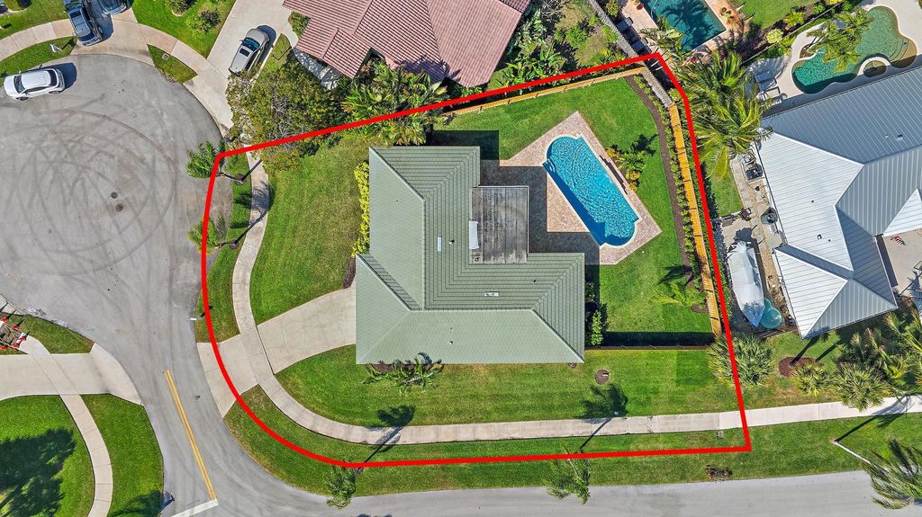 Photo of 75 Cinnamon Place, Tequesta, FL 33469 (MLS # R11060627)